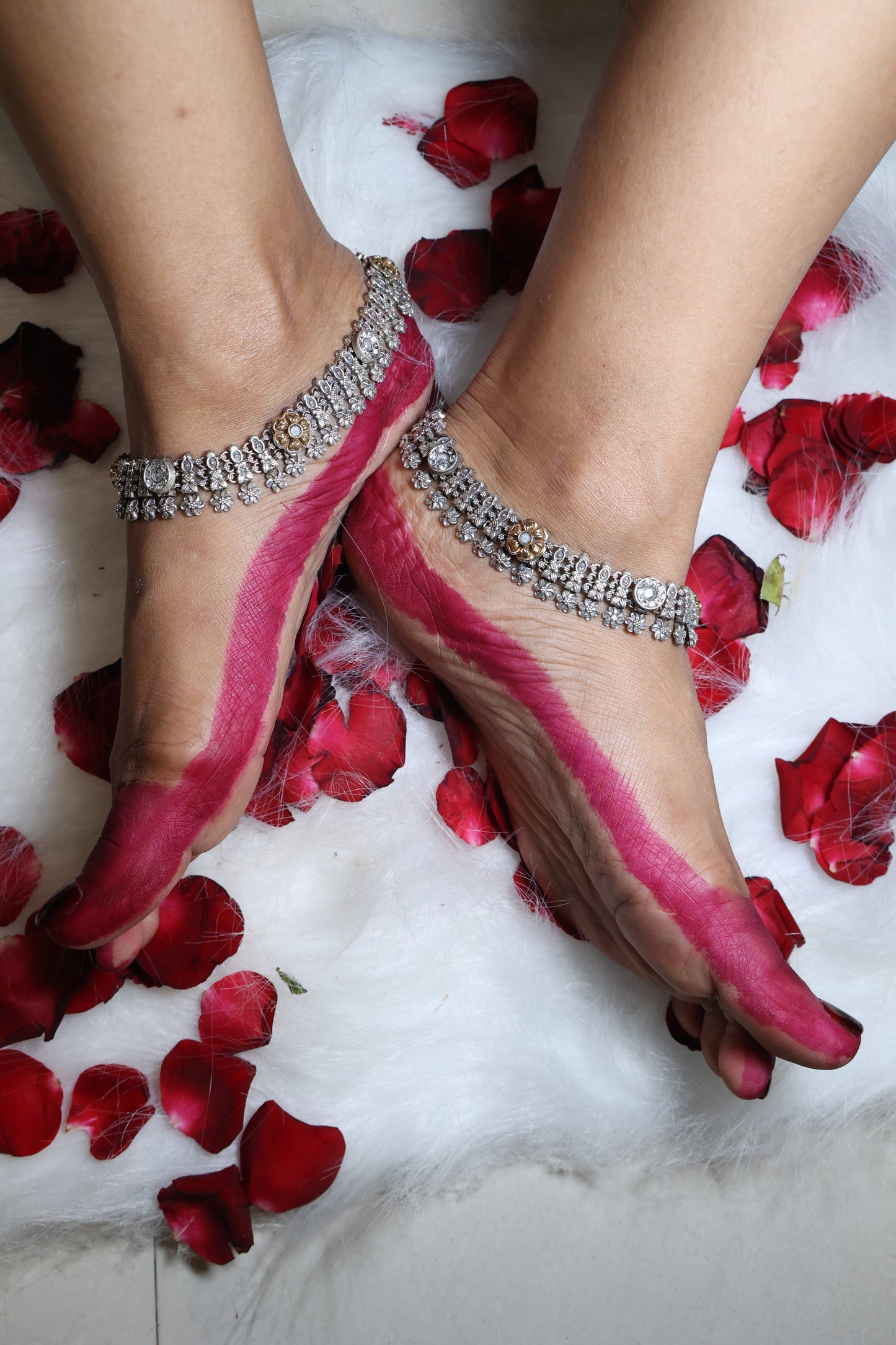 Dual tone payal pair