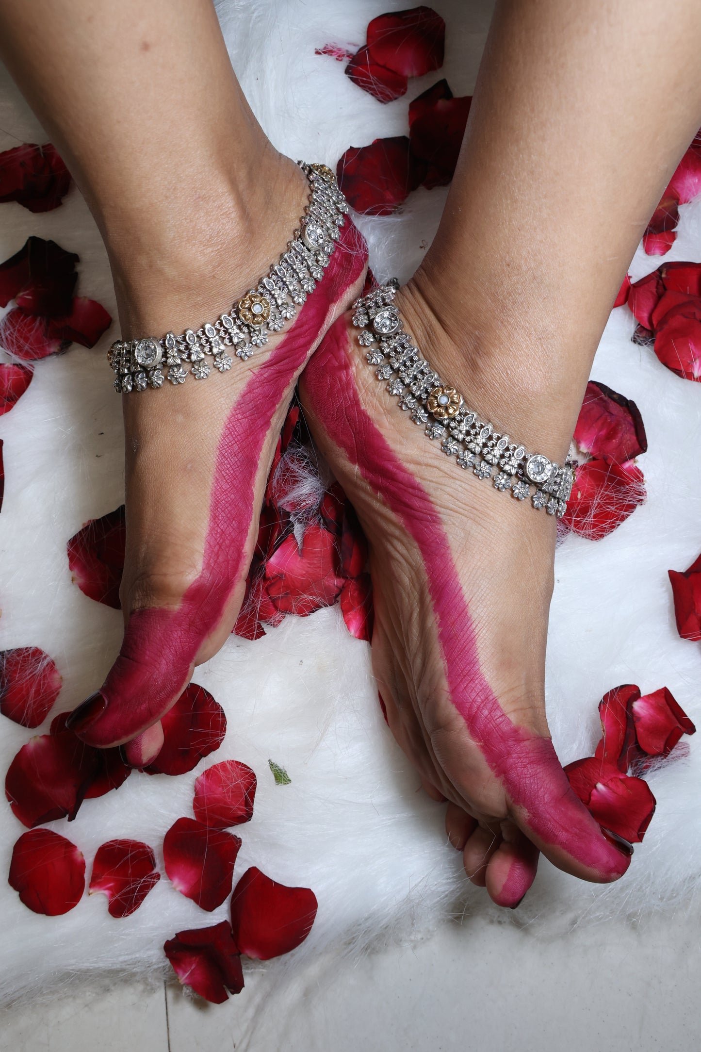 Dual tone payal pair