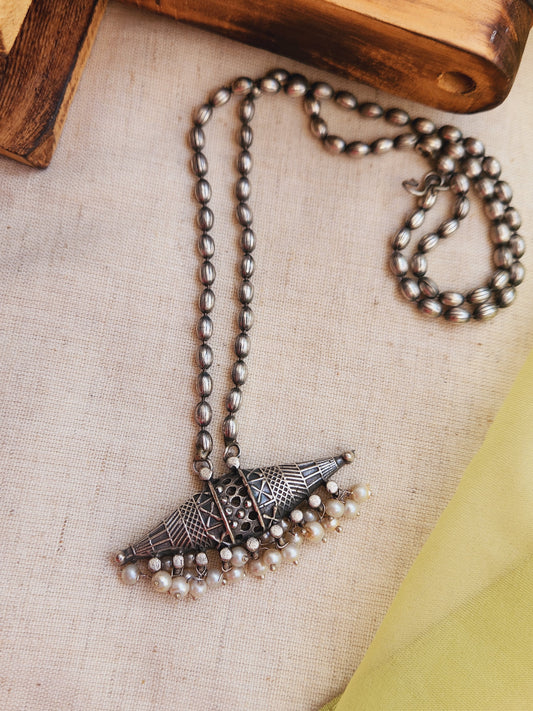 Malti Antique pendant chain