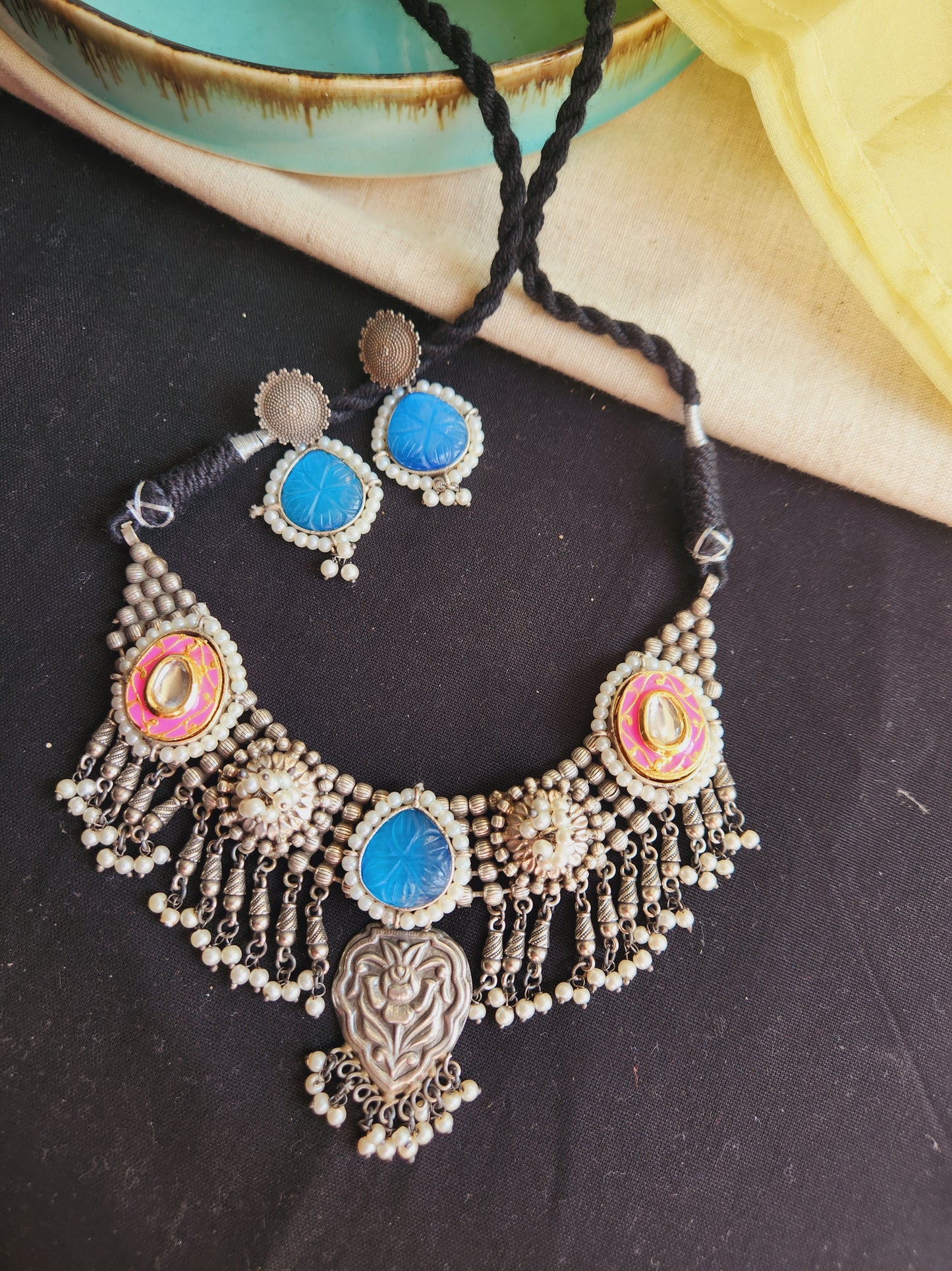 Moh handcrafted choker