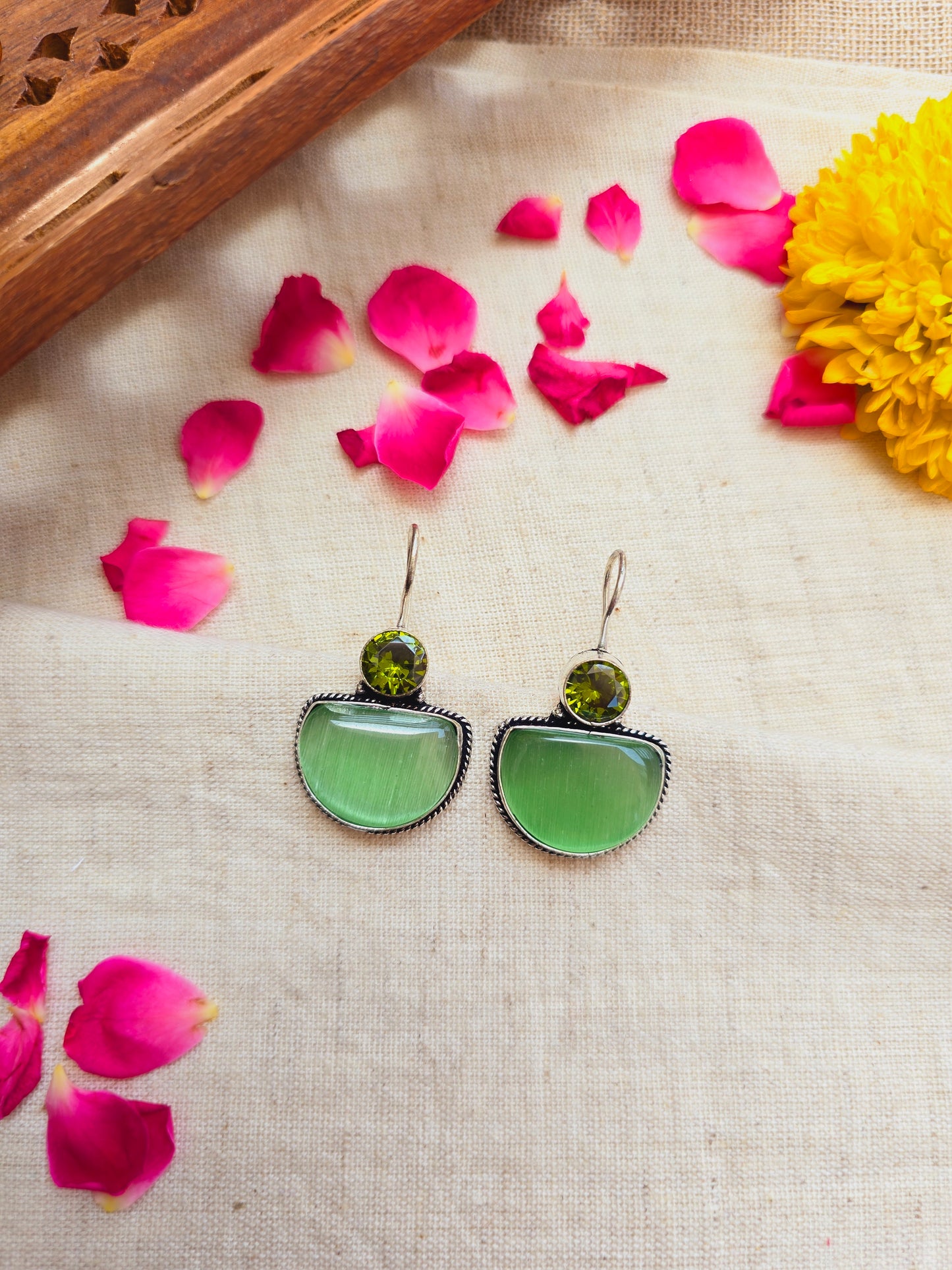 Moh hooks summer collection