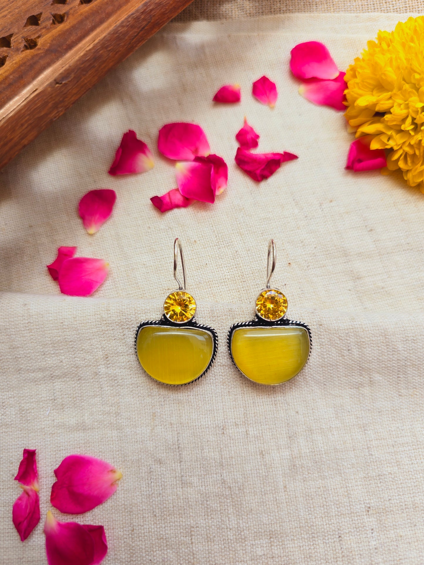 Moh hooks summer collection