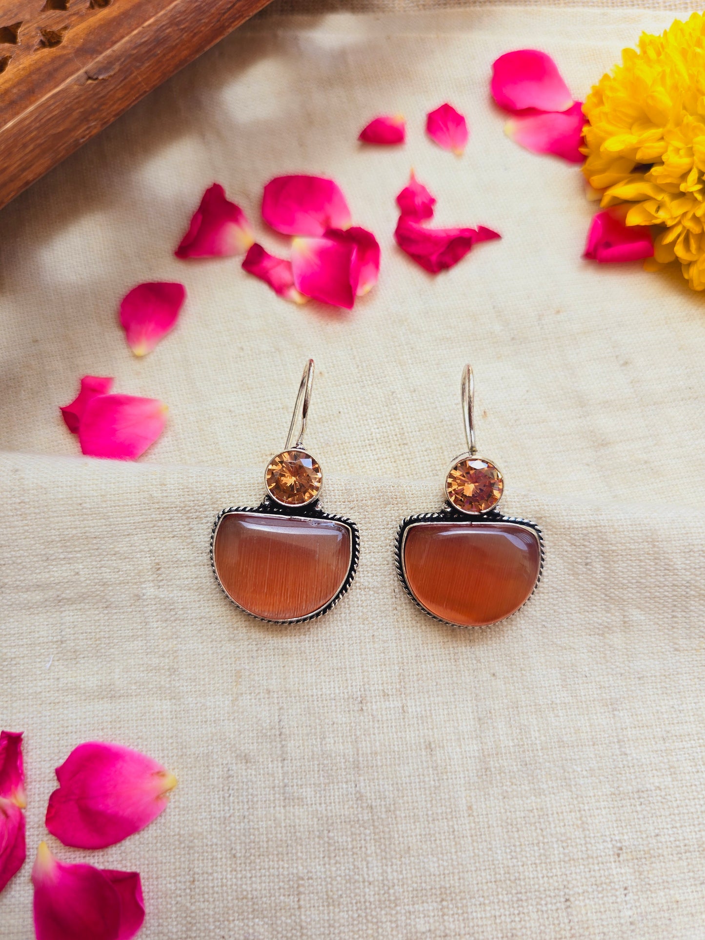 Moh hooks summer collection