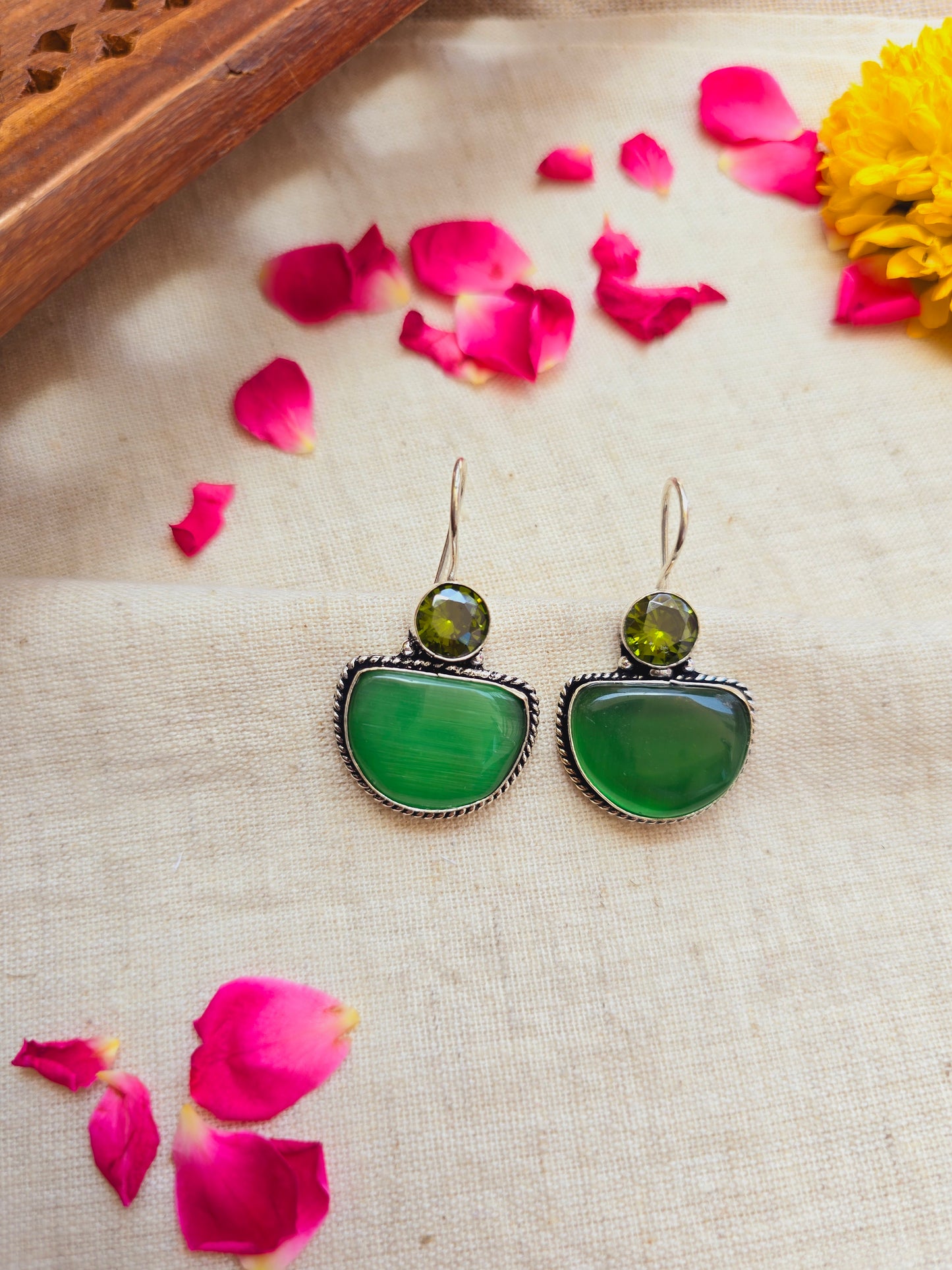 Moh hooks summer collection