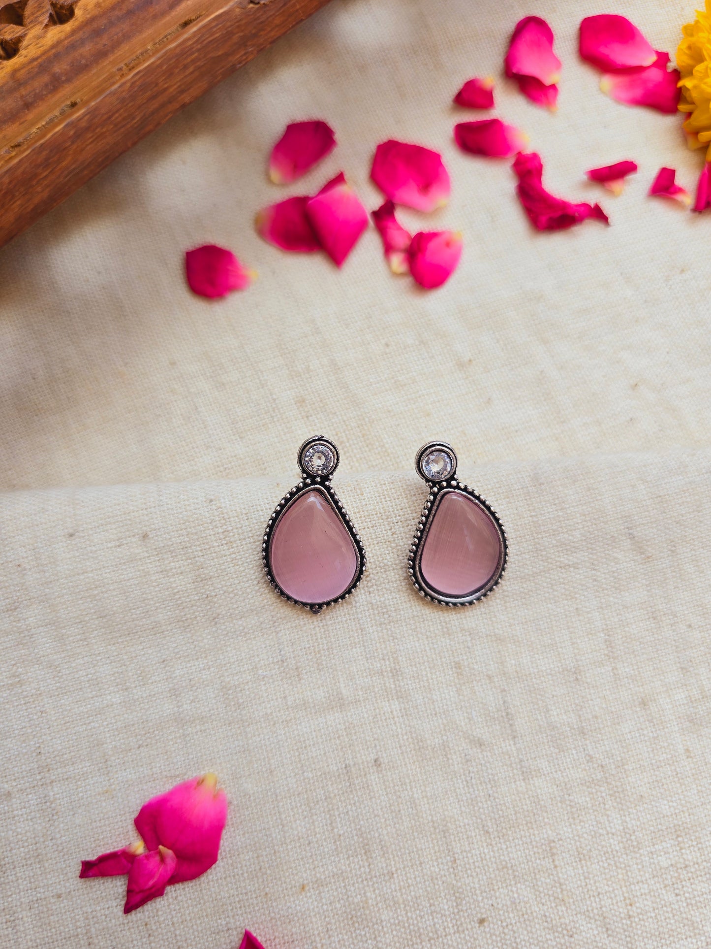 Moh summer collection studs