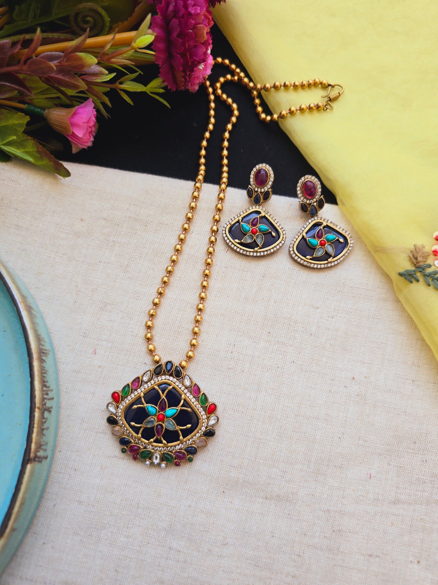 Romania gold necklace