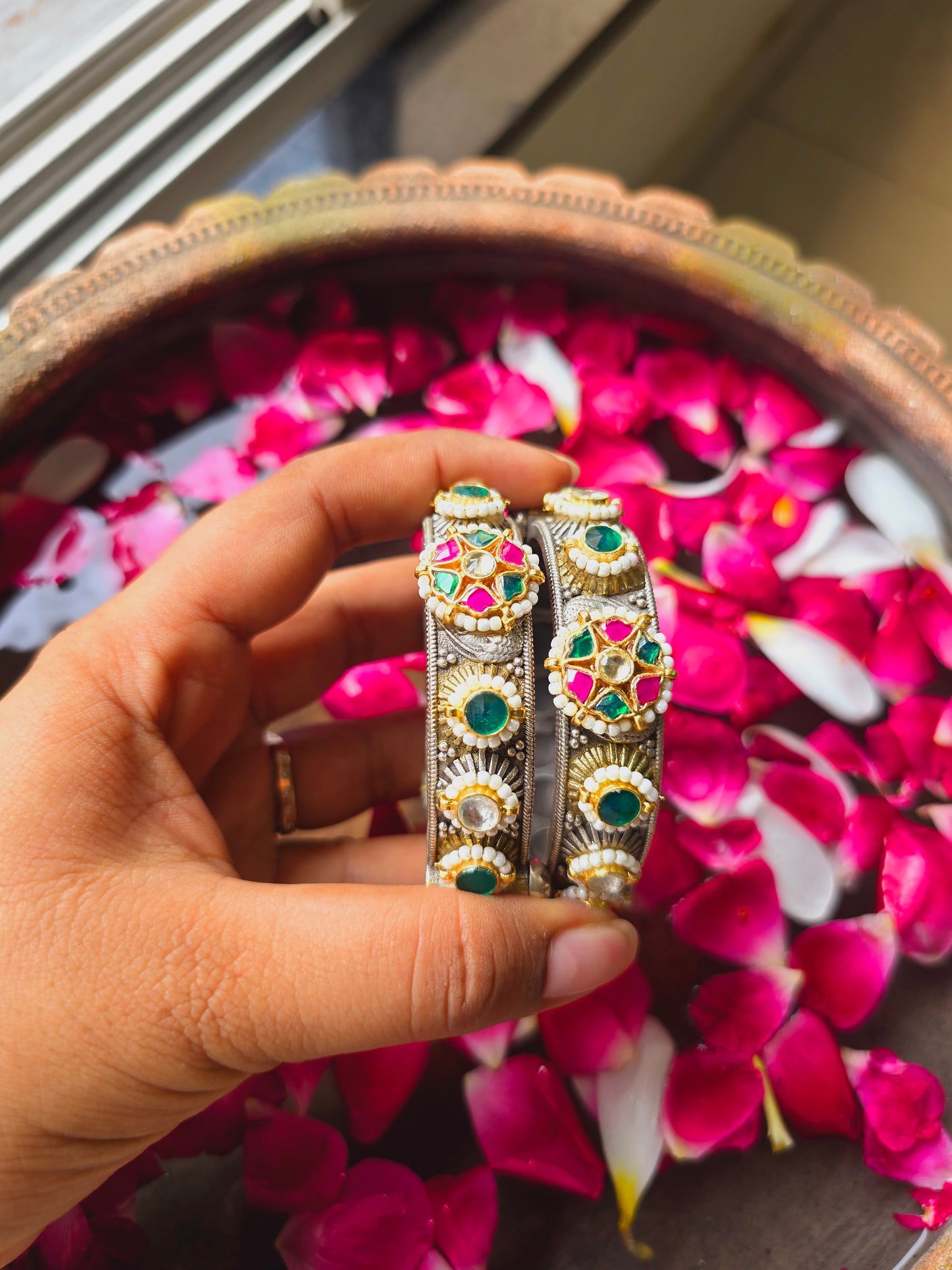 Adiva Large size Pachi kundan round kada