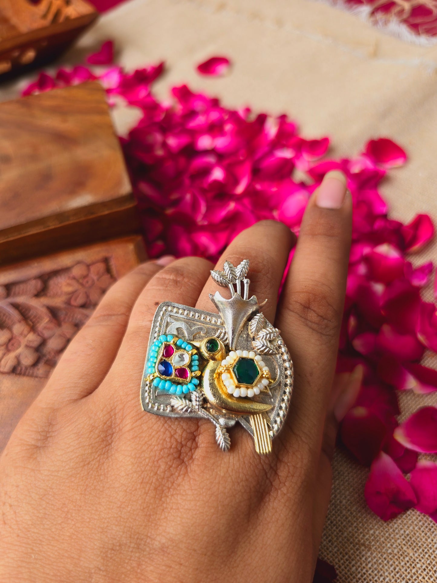 Morika Pachi kundan bird ring