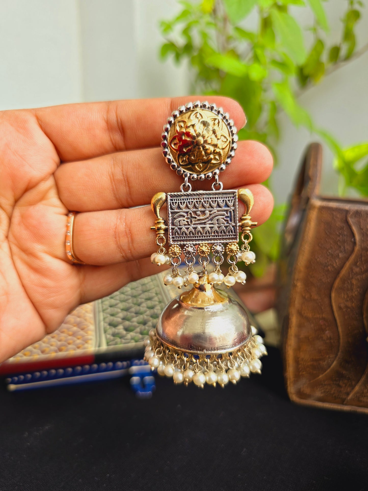 Naira jhumka
