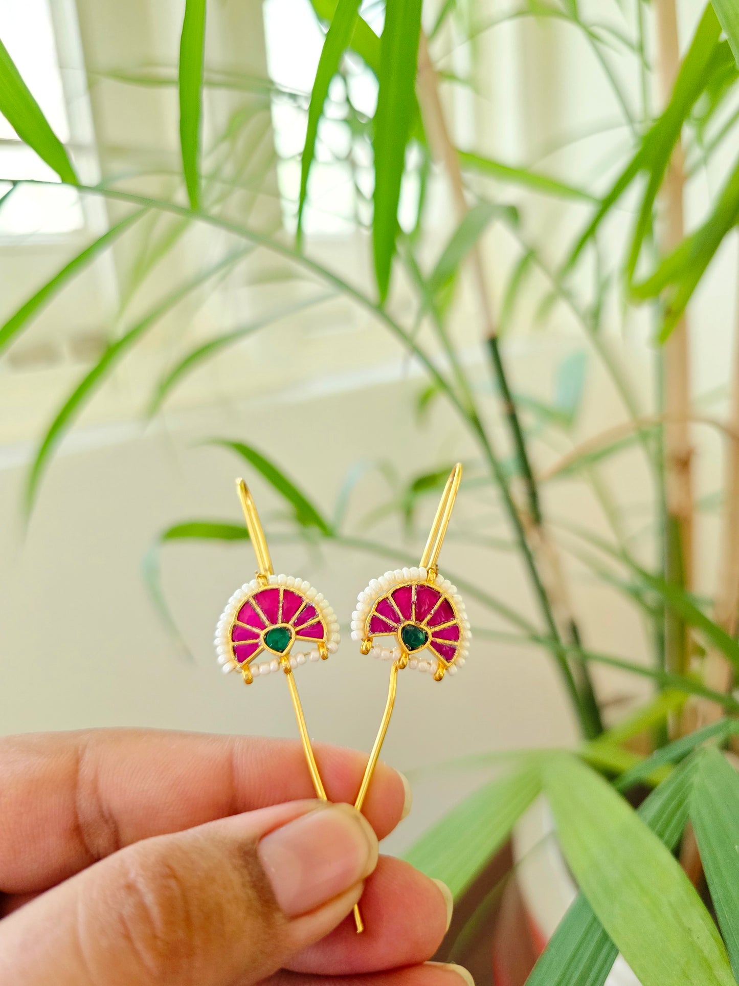 Lily Half moon needle kundan earcuff