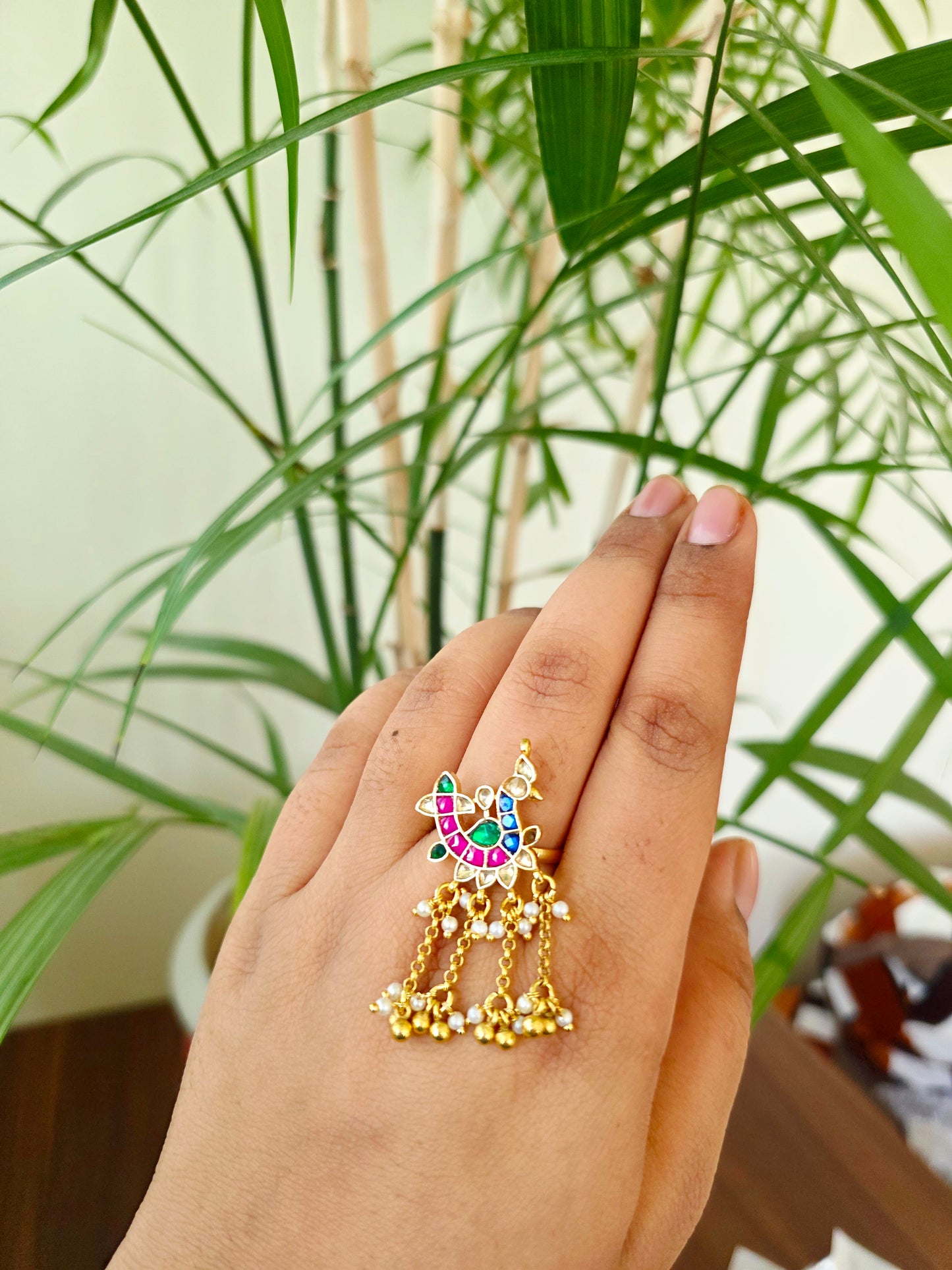 Jadau kundan morni ring