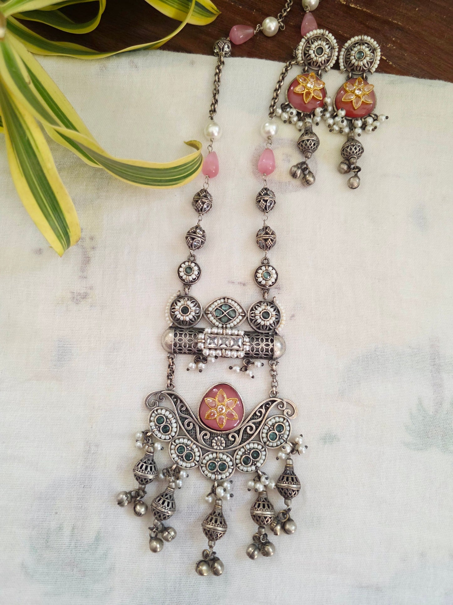 Ditya Fusion dual tone necklace