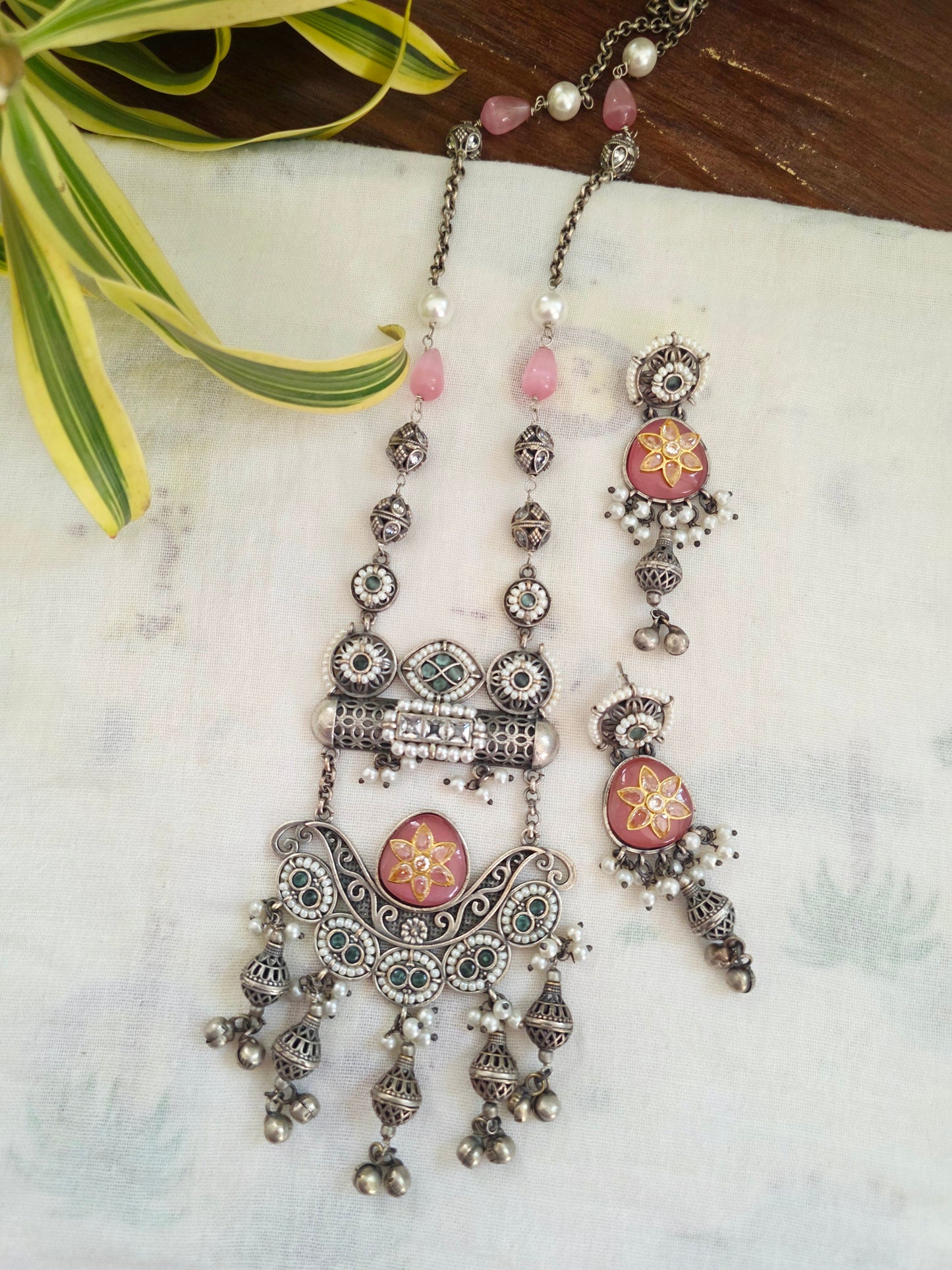 Ditya Fusion dual tone necklace