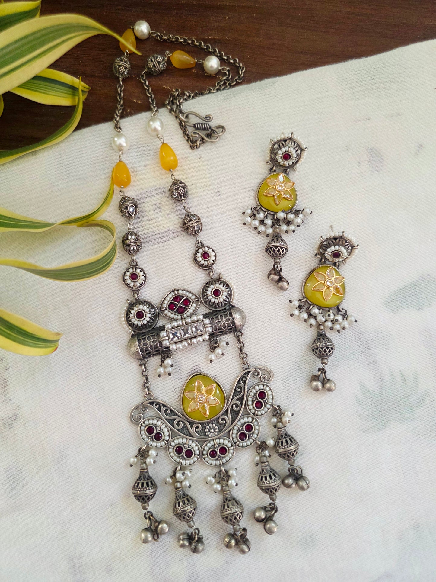 Ditya Fusion dual tone necklace