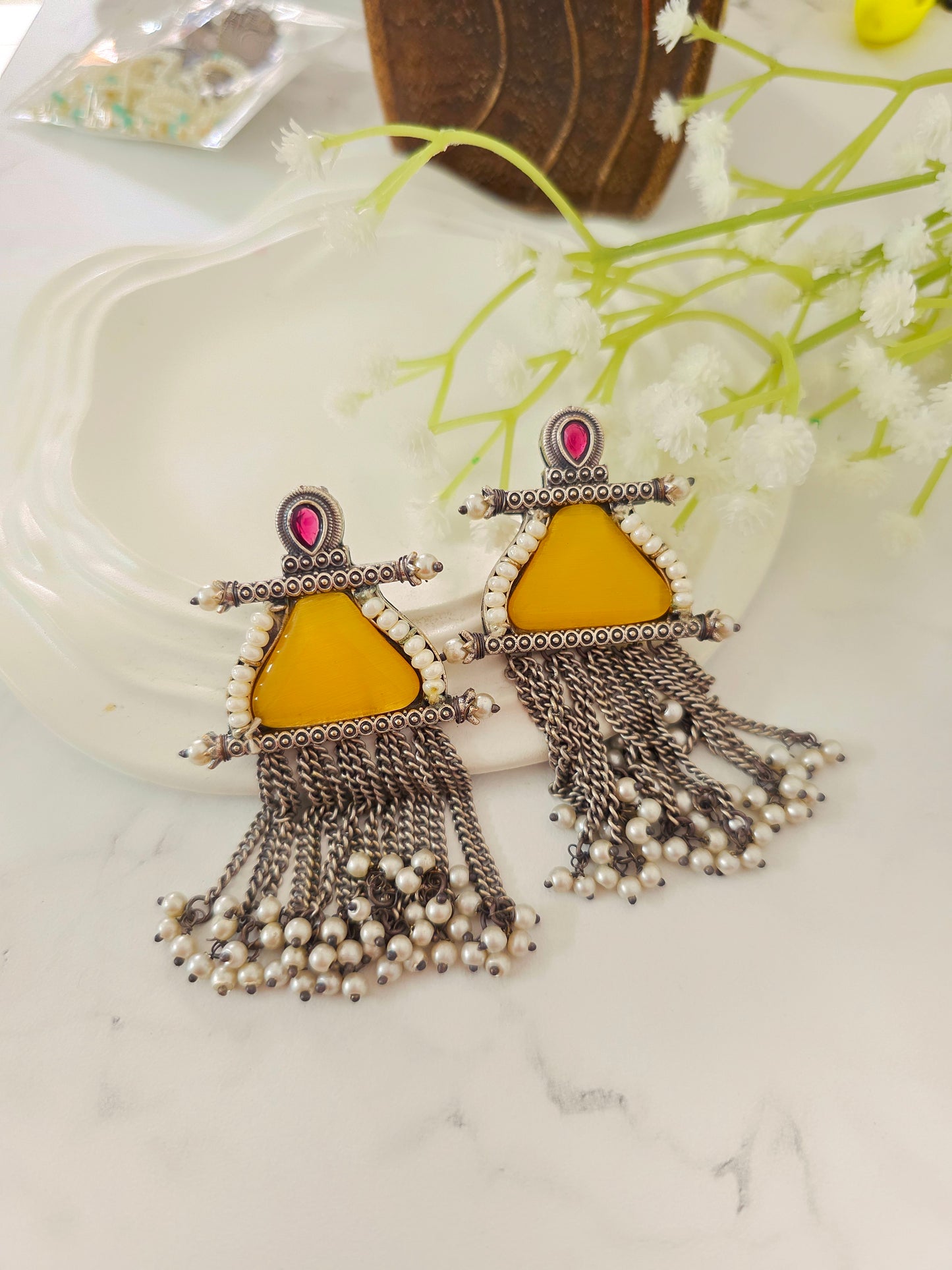 Moh chain danglers