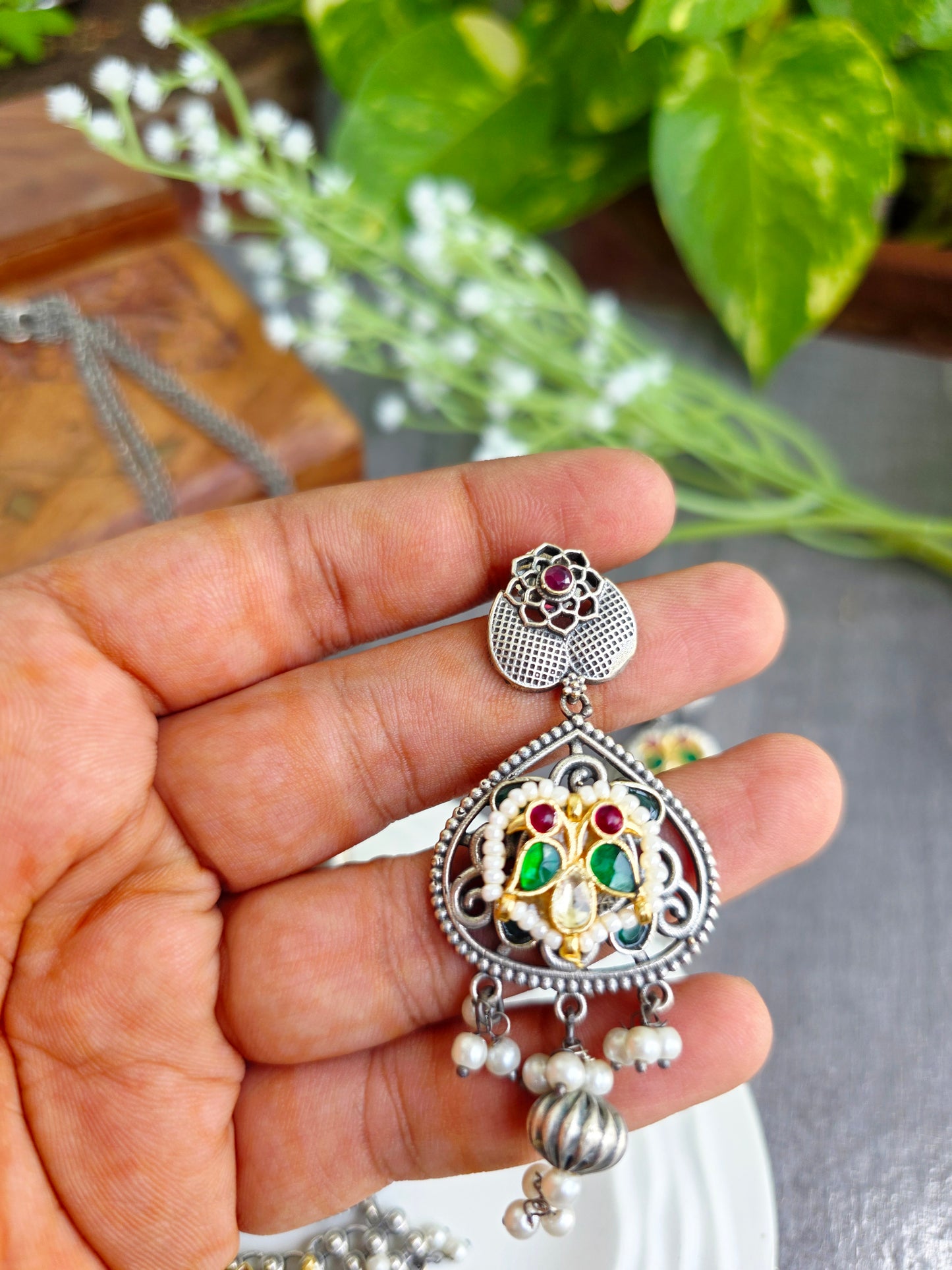 Silver pachi kundan necklace