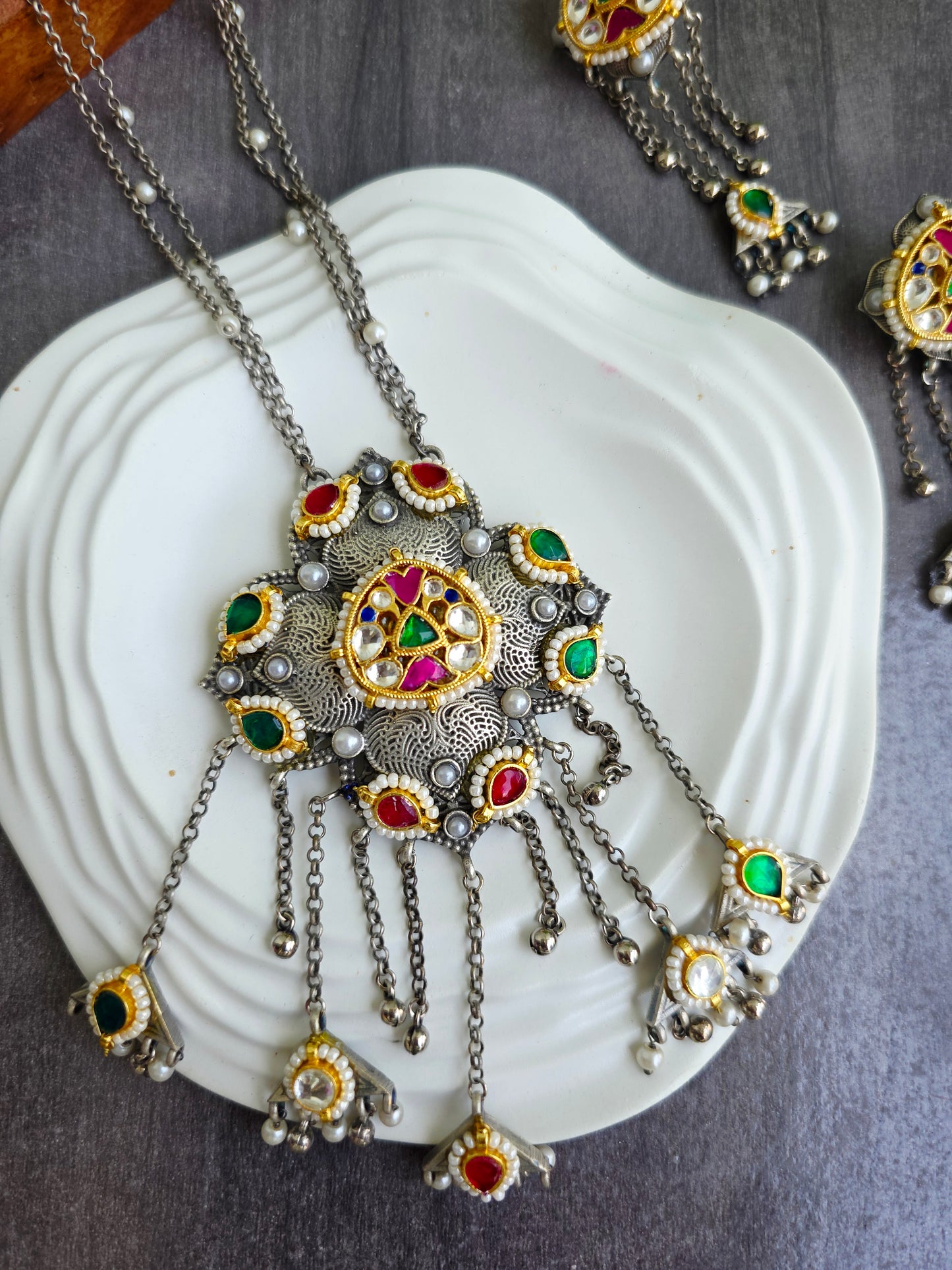 Pachi kundan necklace