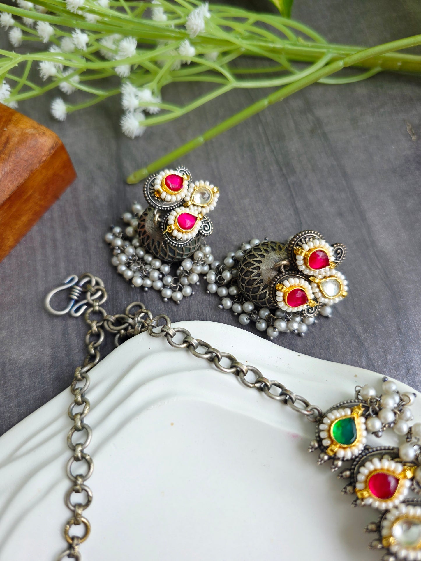 Silver pachi kundan choker