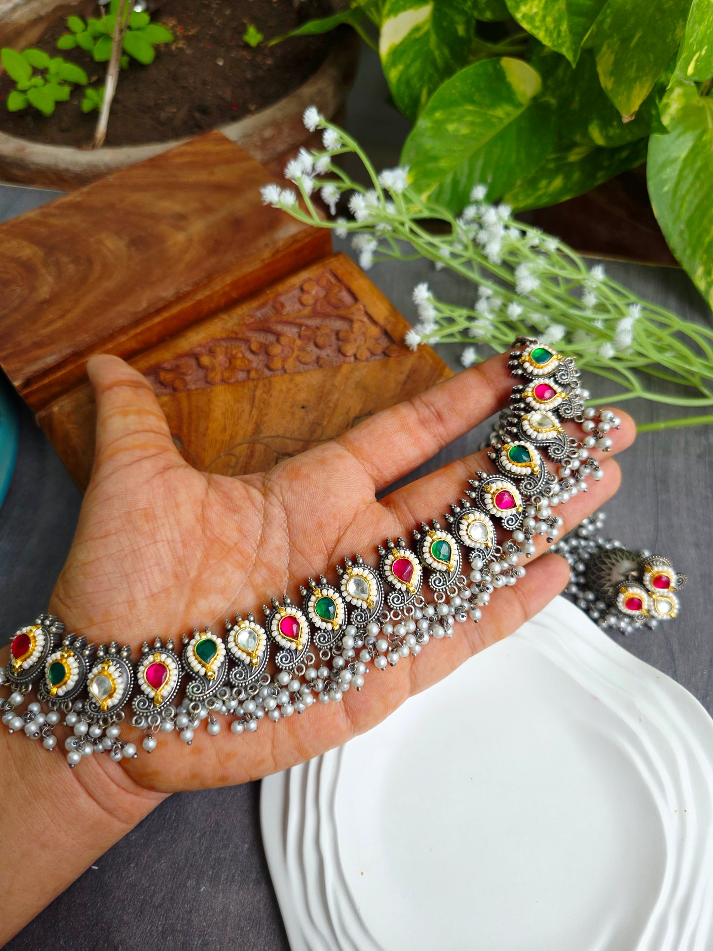 Silver pachi kundan choker