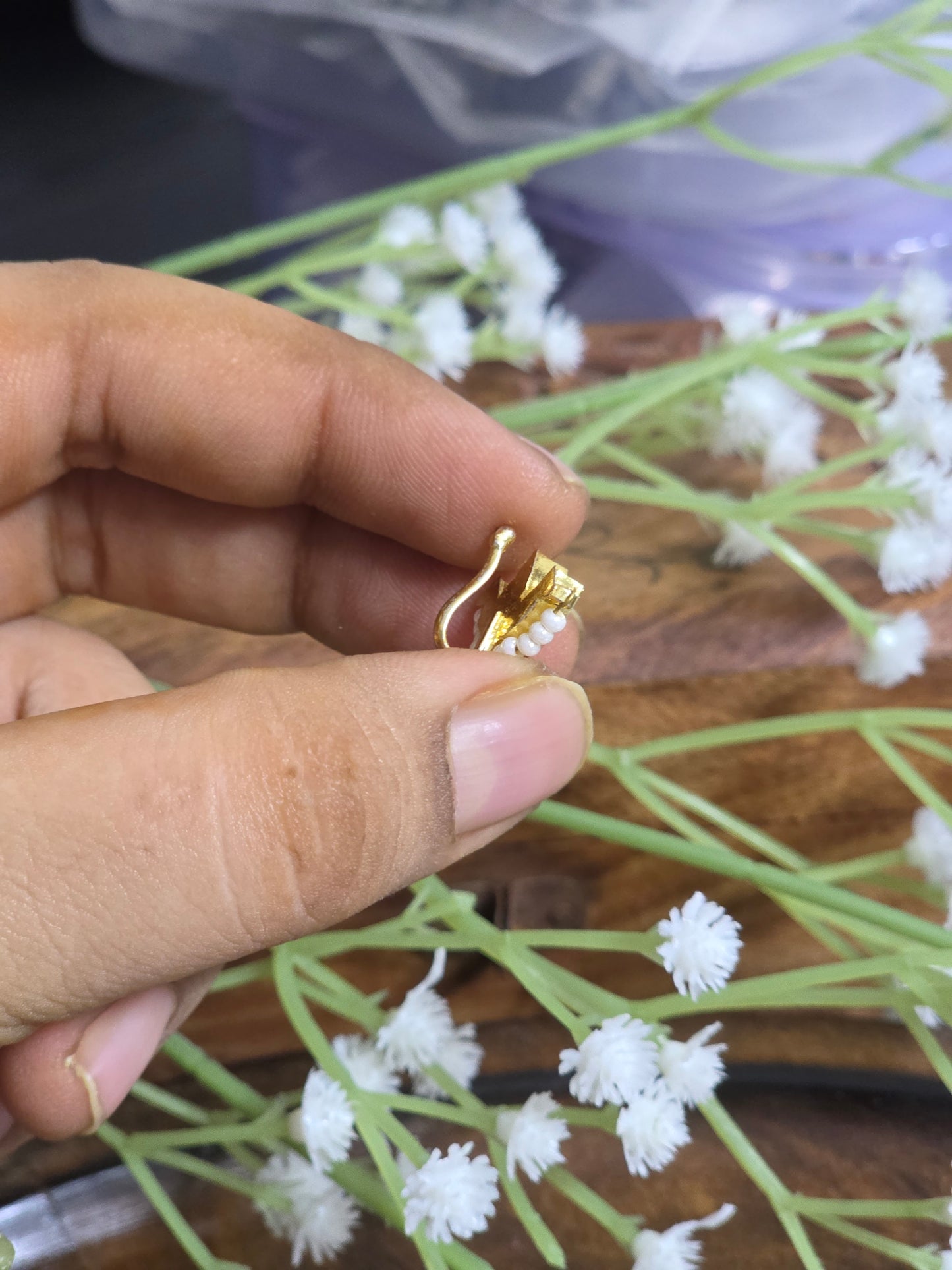 Half moon kundan nath