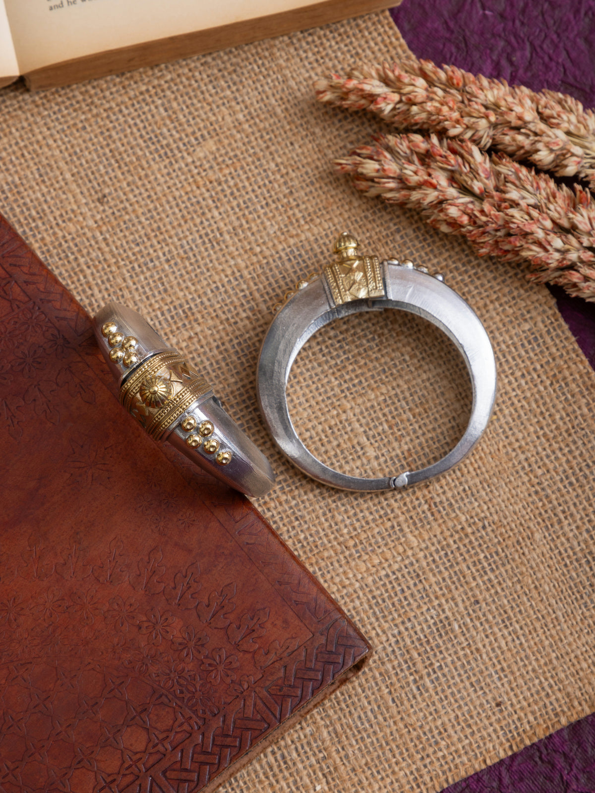 Heritage large size two tone kada