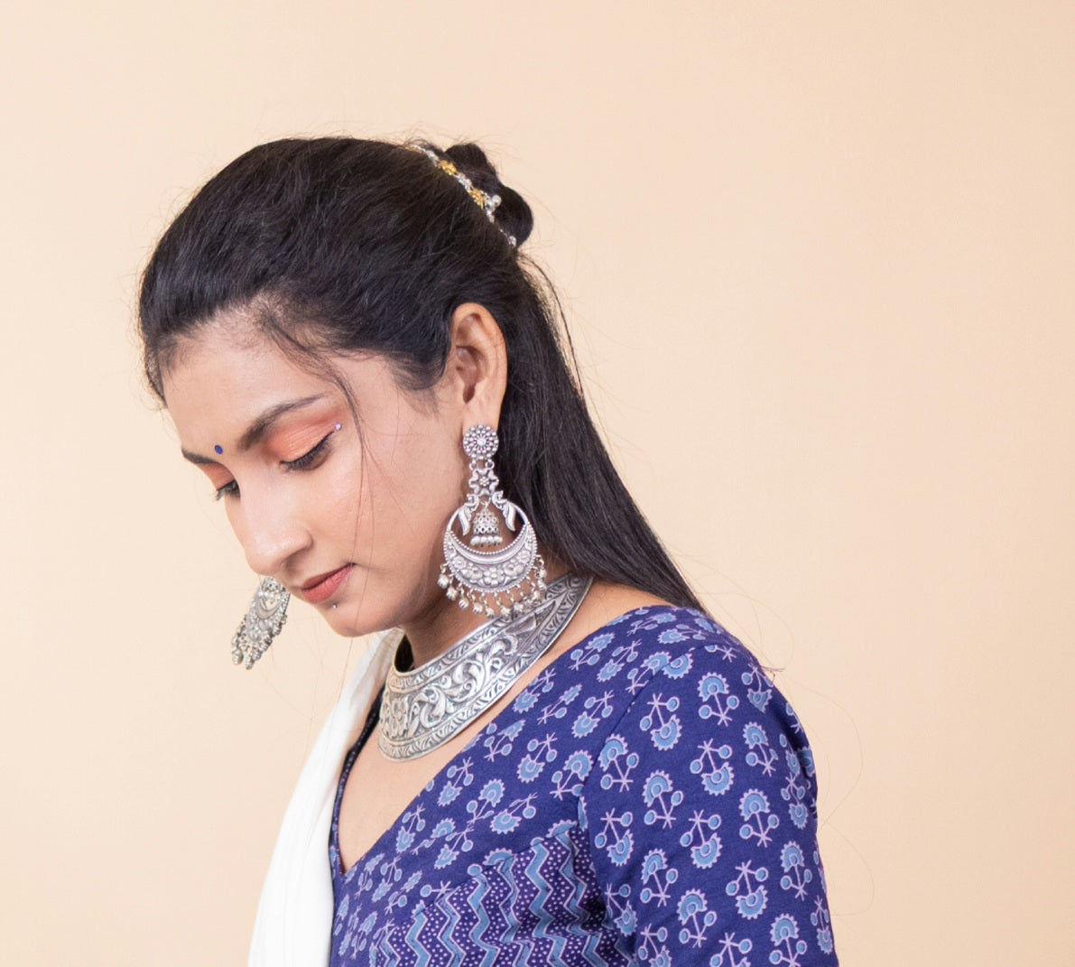 Sia Antique hasli choker