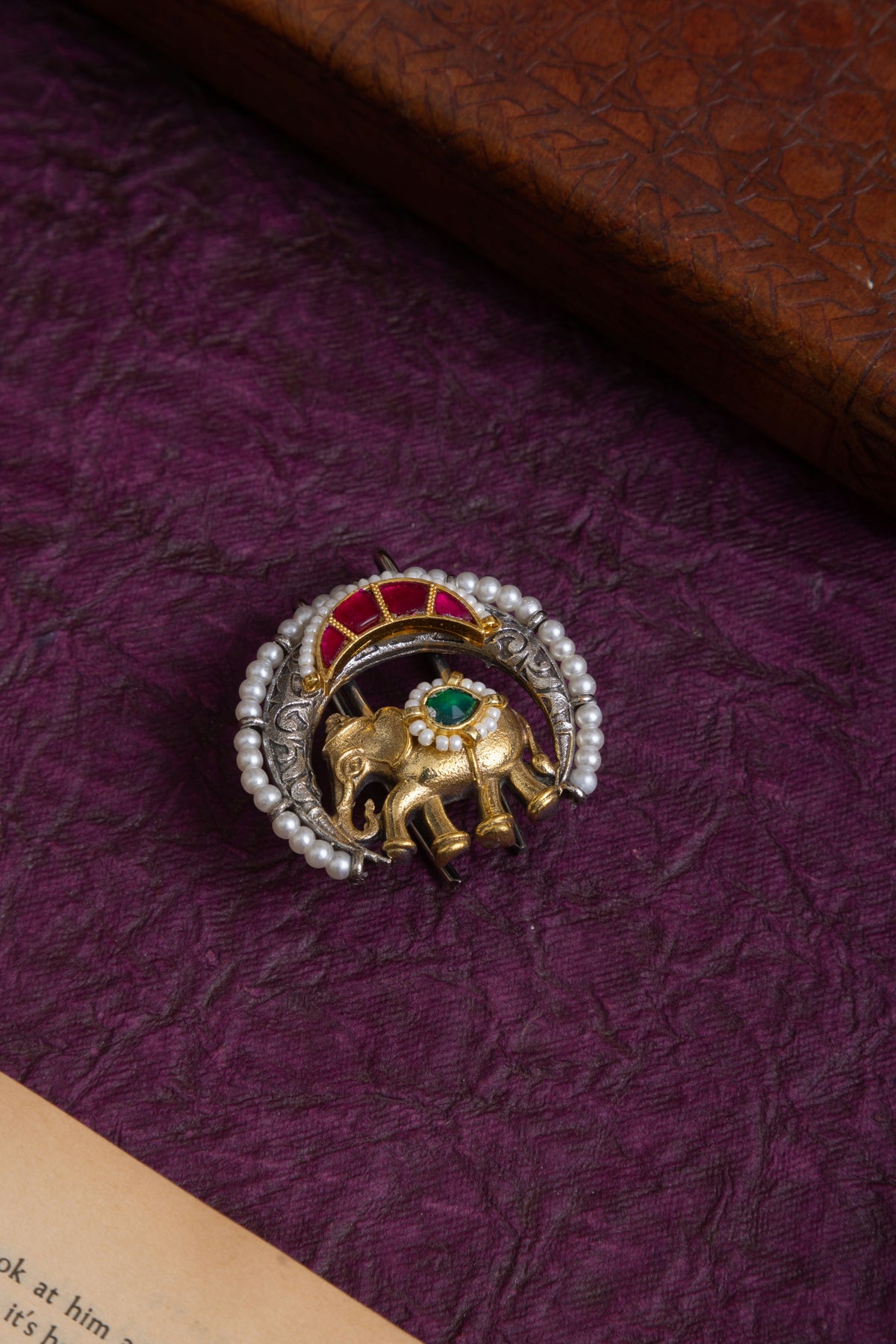 Nayna elephant pachi kundan hair pin