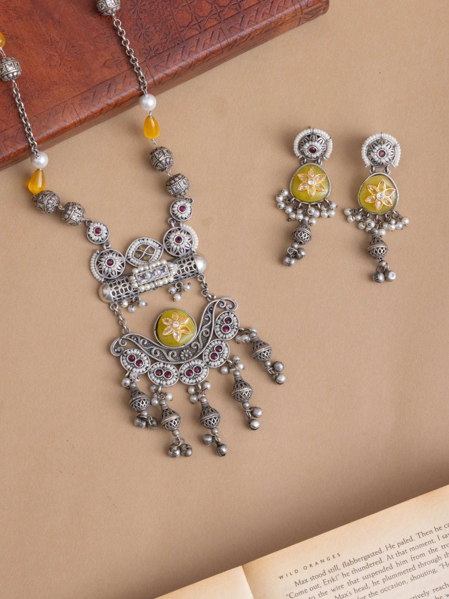 Ditya Fusion dual tone necklace