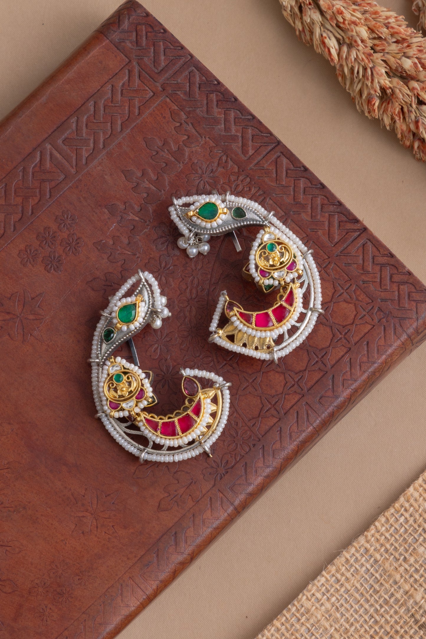 Apsara Kundan Earcuff