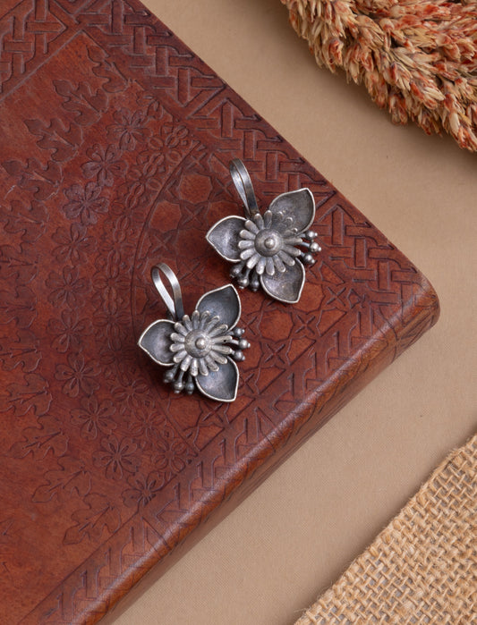 Eagle Tri petal silver bugadi