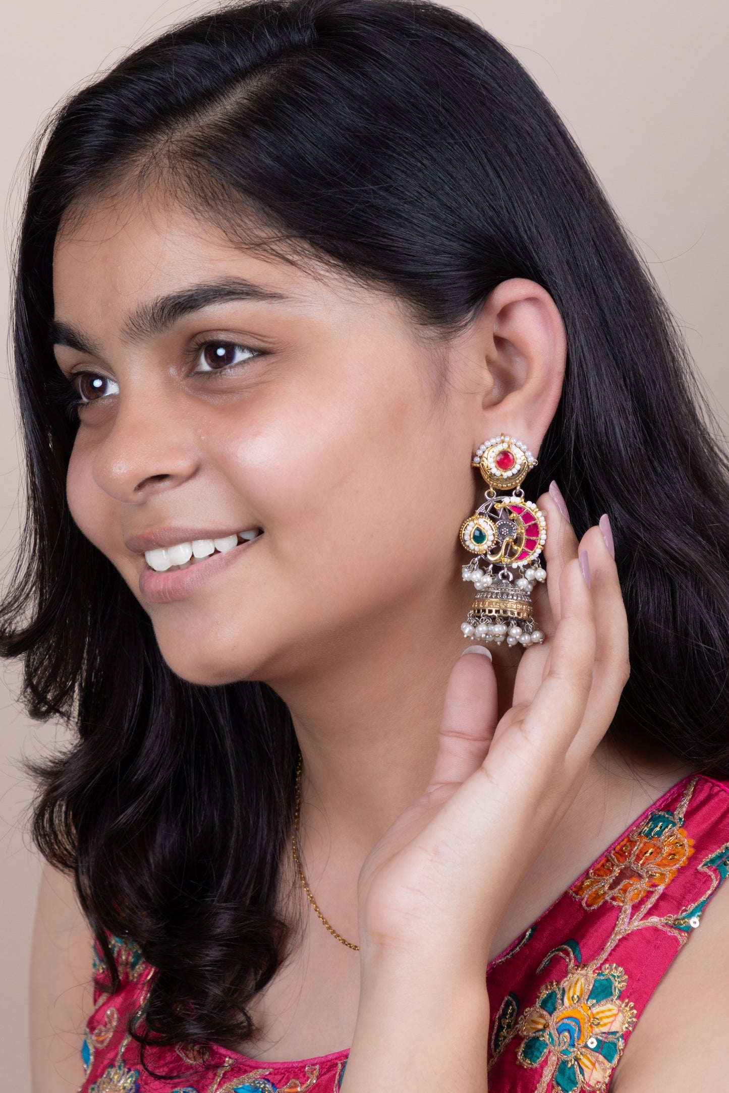 Manya fusion pachi kundan jhumka