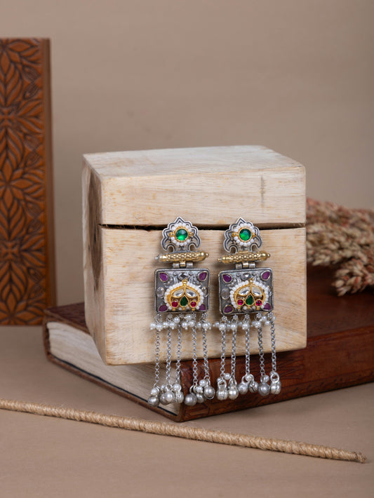 Saphira fusion kundan danglers