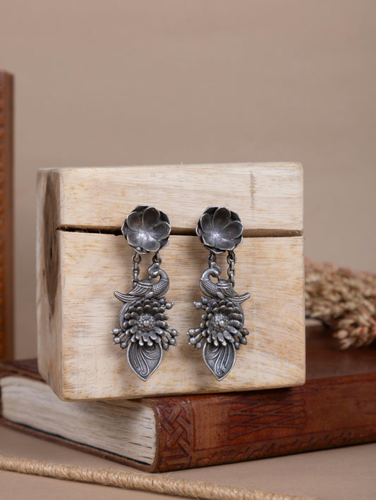Stavanika antique flower Earrings