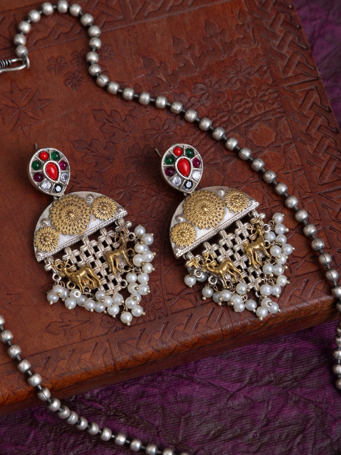 Yuvrani fusion deer necklace