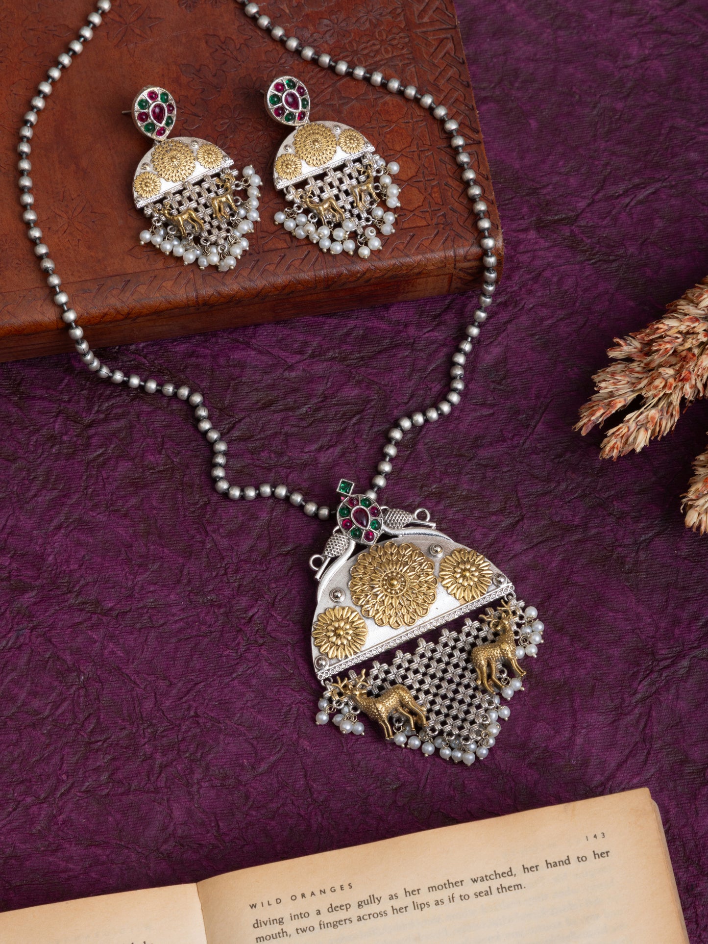 Yuvrani fusion deer necklace