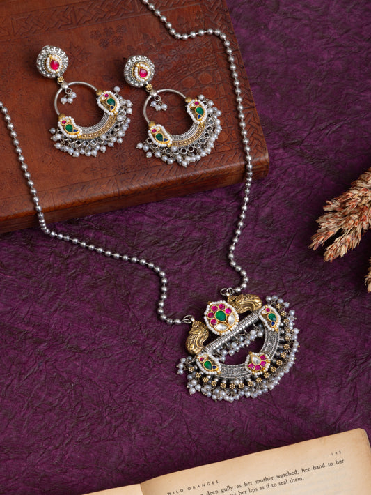 Tara fusion kundan necklace