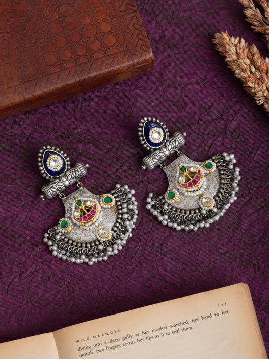 Amaira fusion kundan chandbali