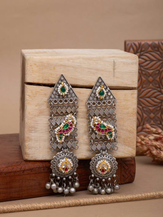 Noorika fusion kundan earrings