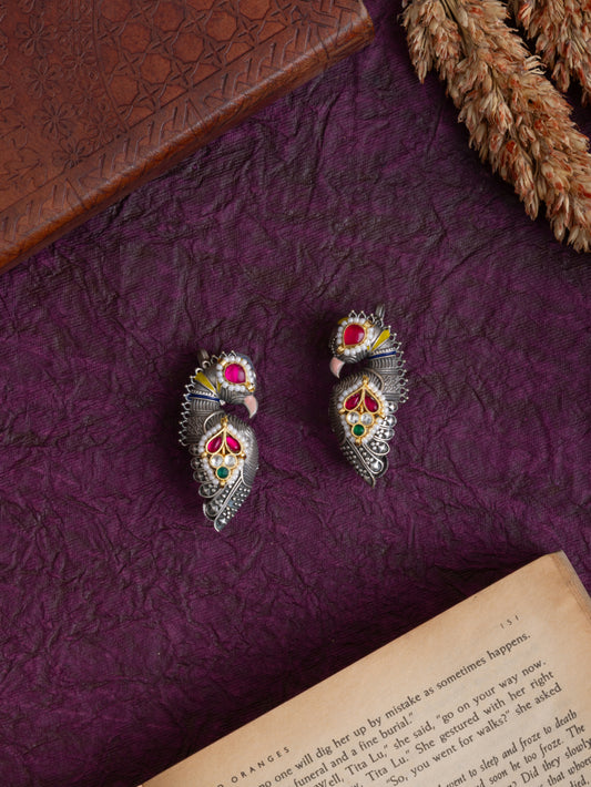 Chandra kundan earcuff