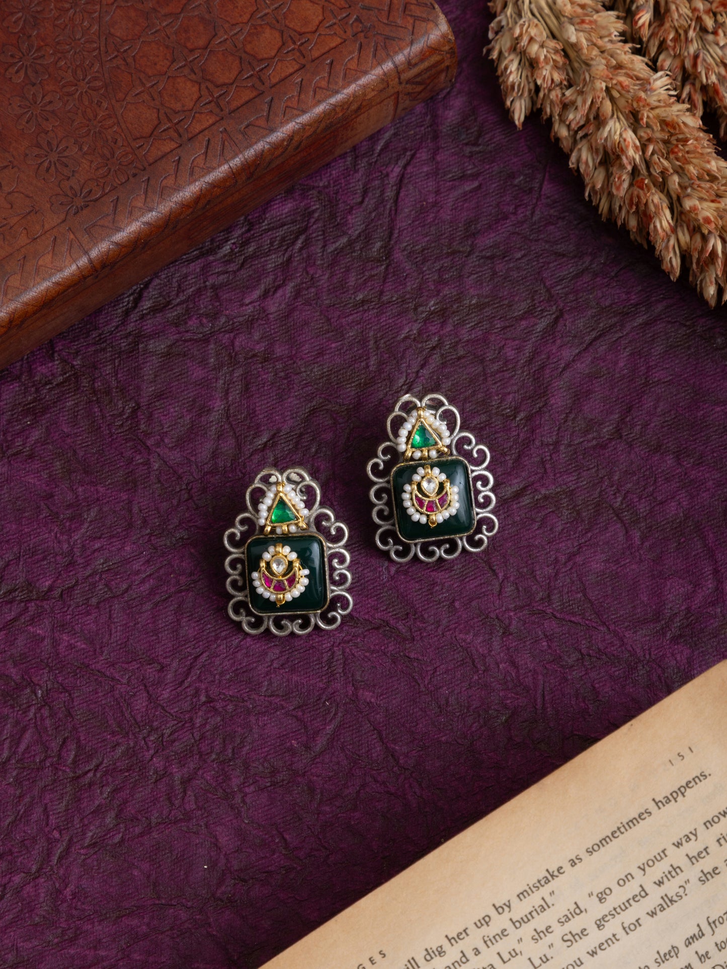 Tisha kundan studs