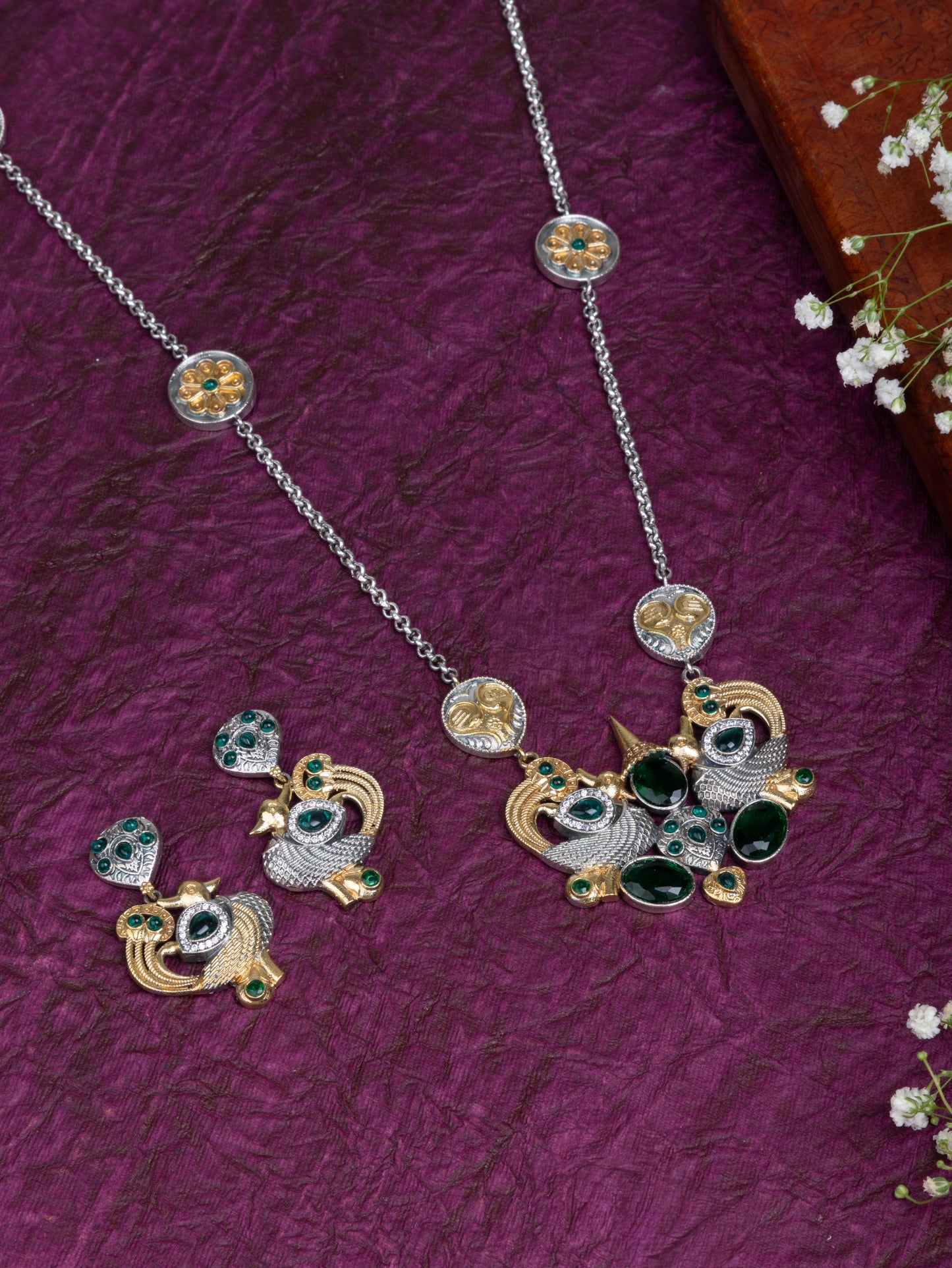 Peahen dual tone necklace
