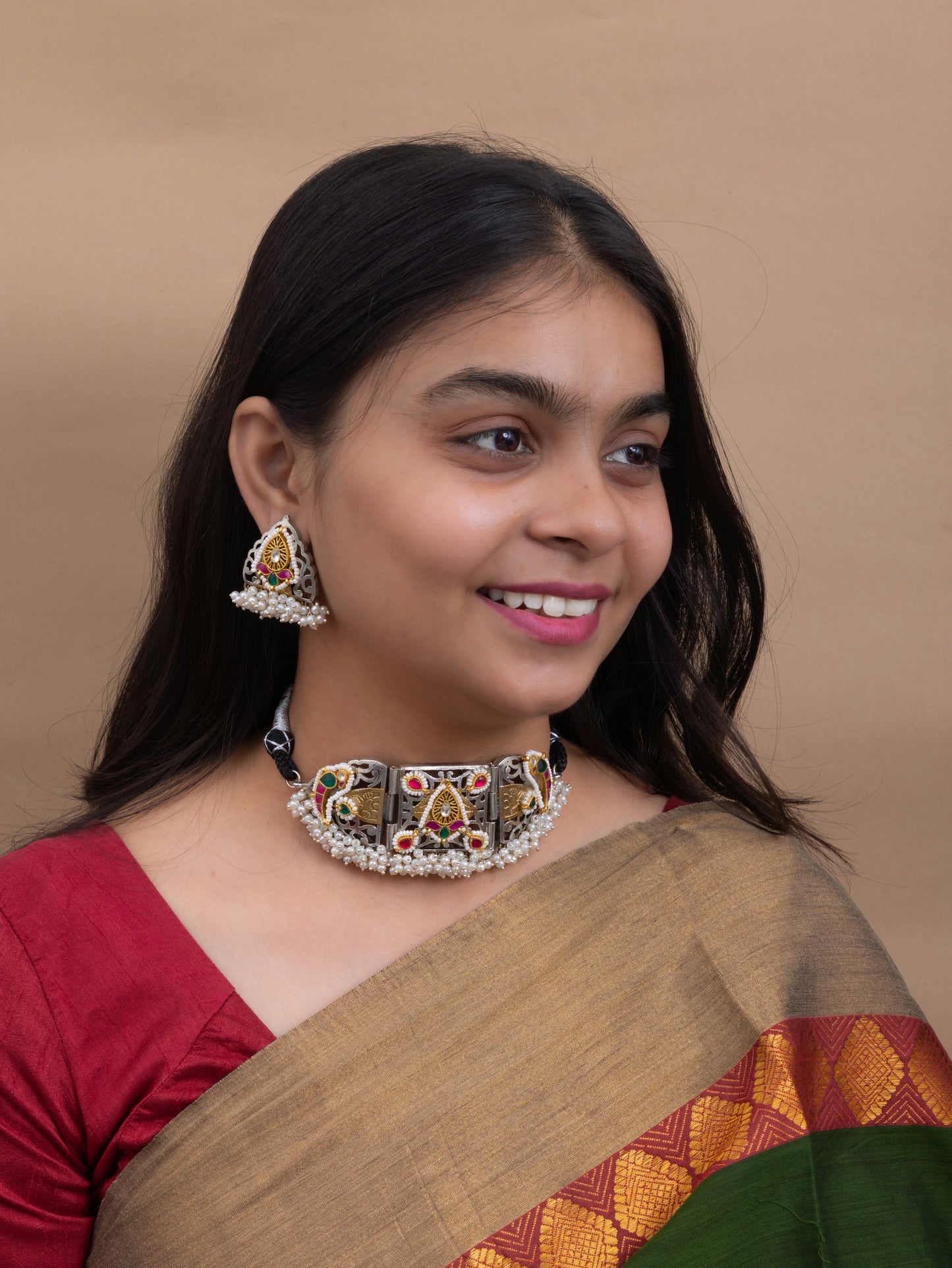 Katrina dual tone kundan choker