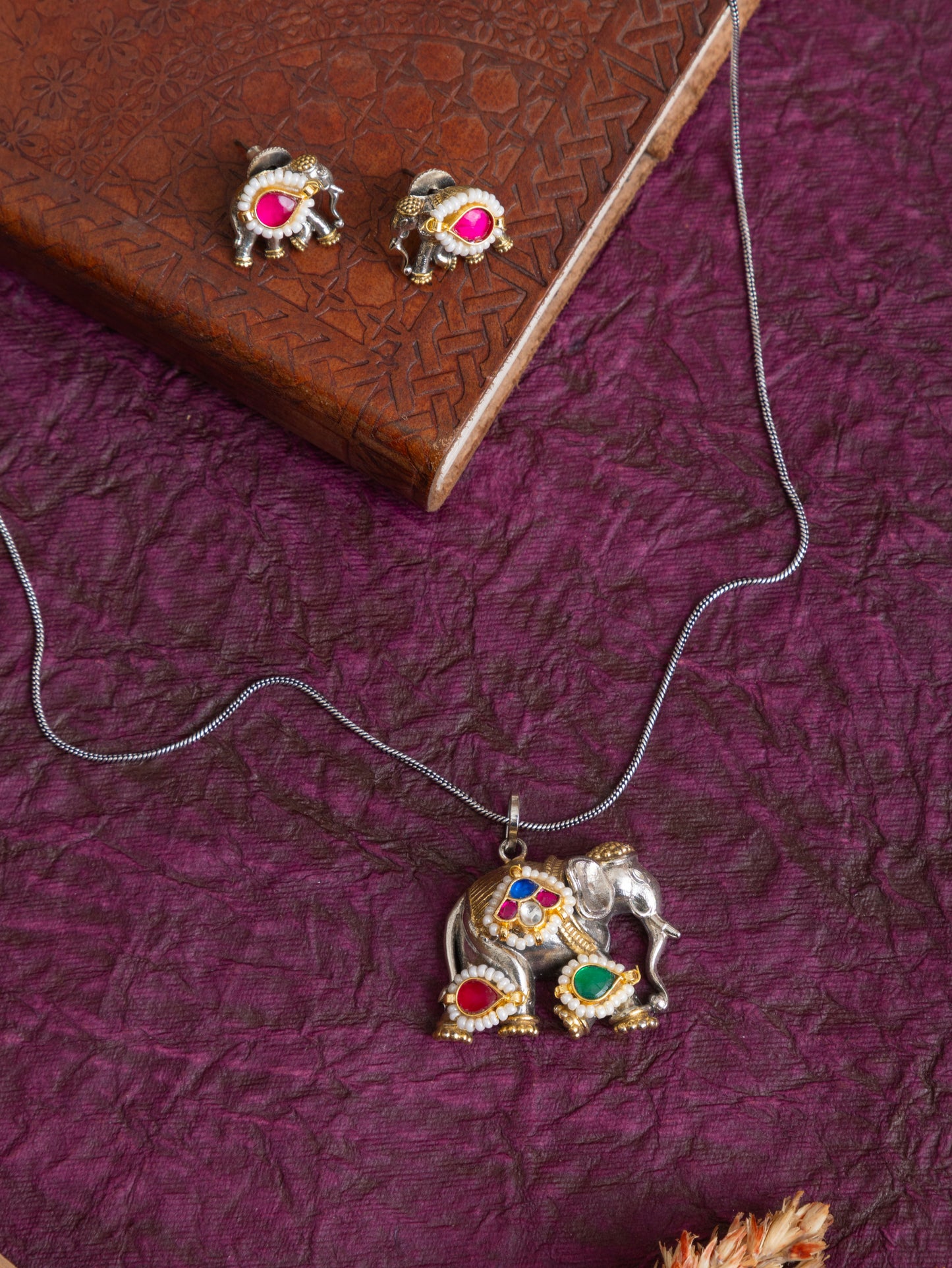 Payal elephant kundan necklace