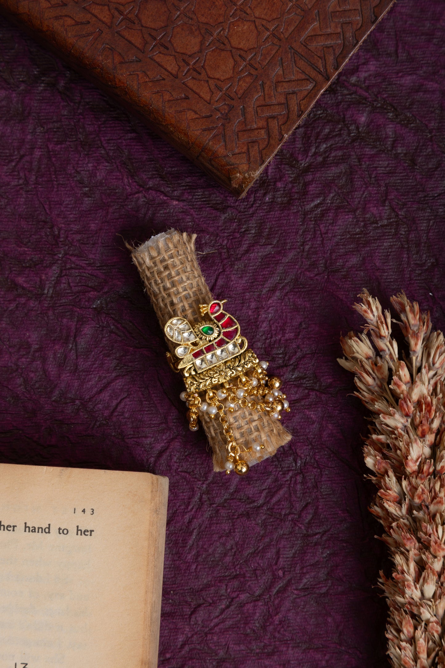 Nipa heritage gold kundan ring