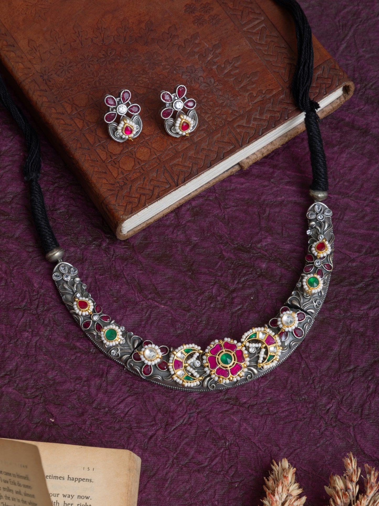 Nupur fusion kundan choker hasli