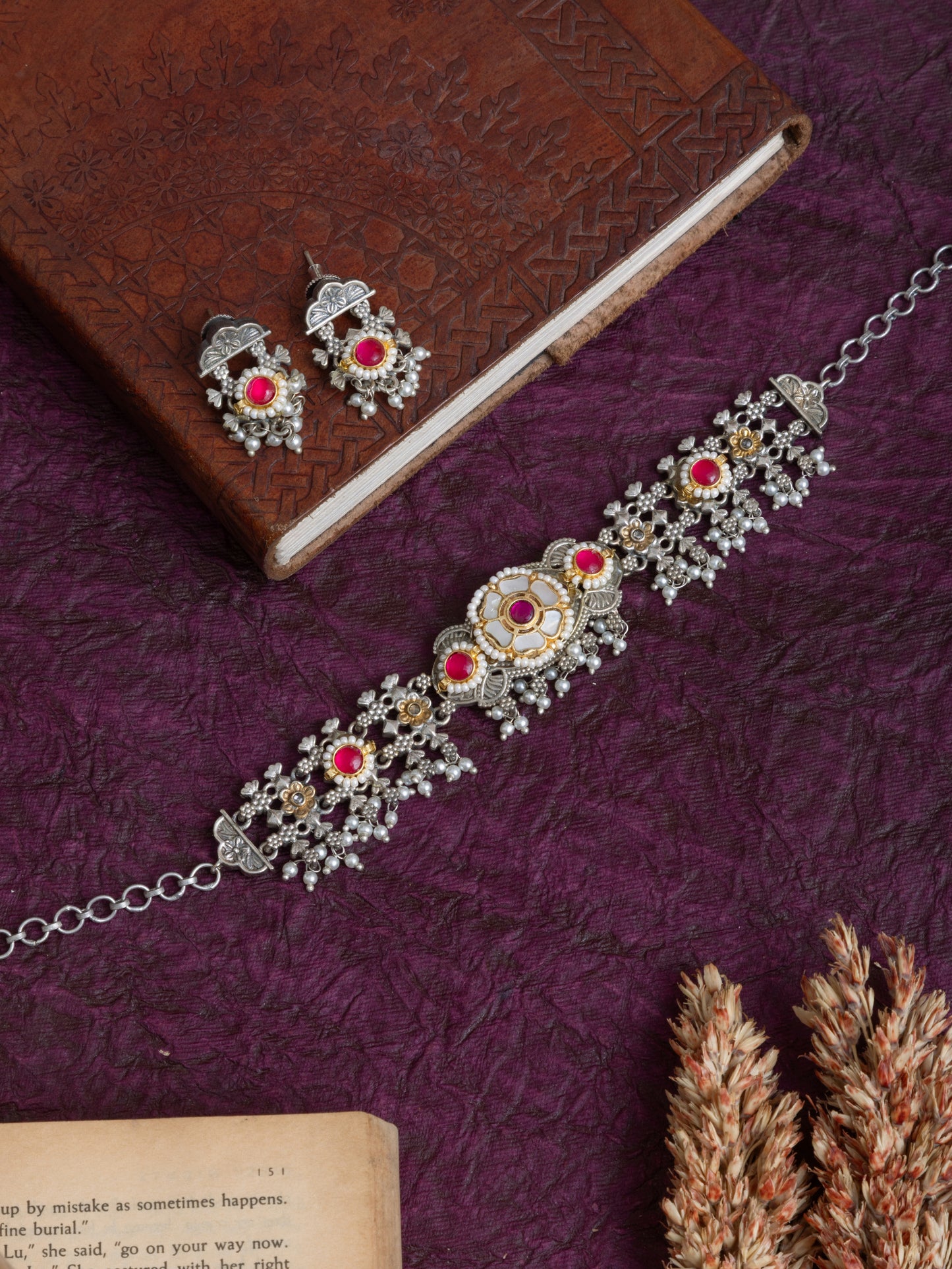 Madhuri fusion kundan choker