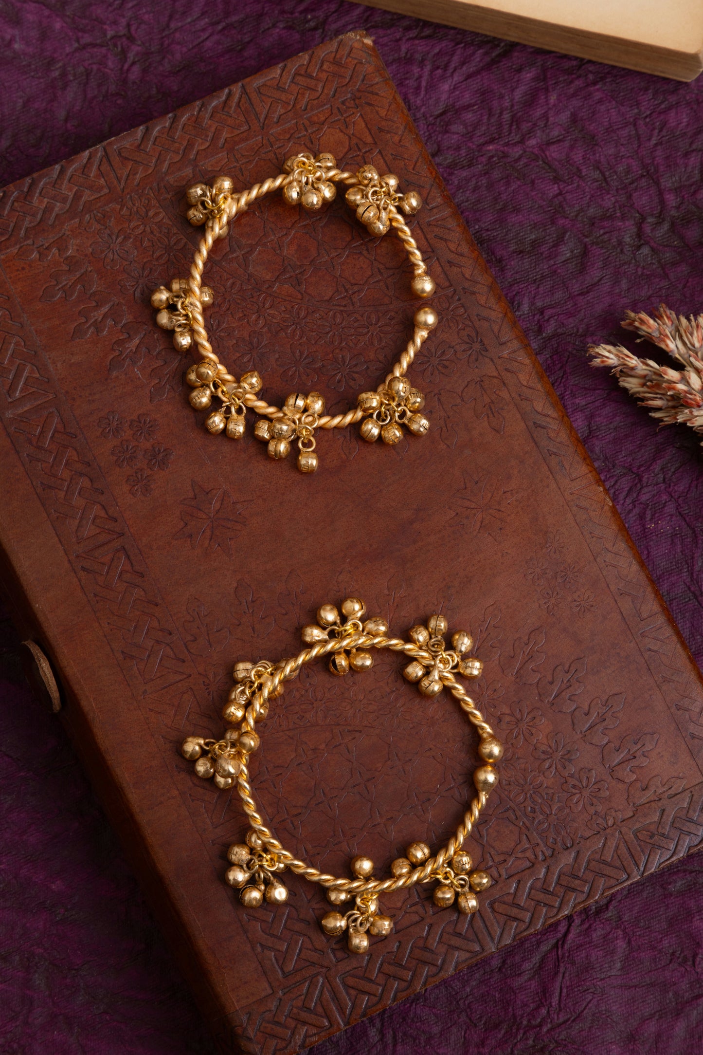 Kashmiri ghunghroo gold bangles pair