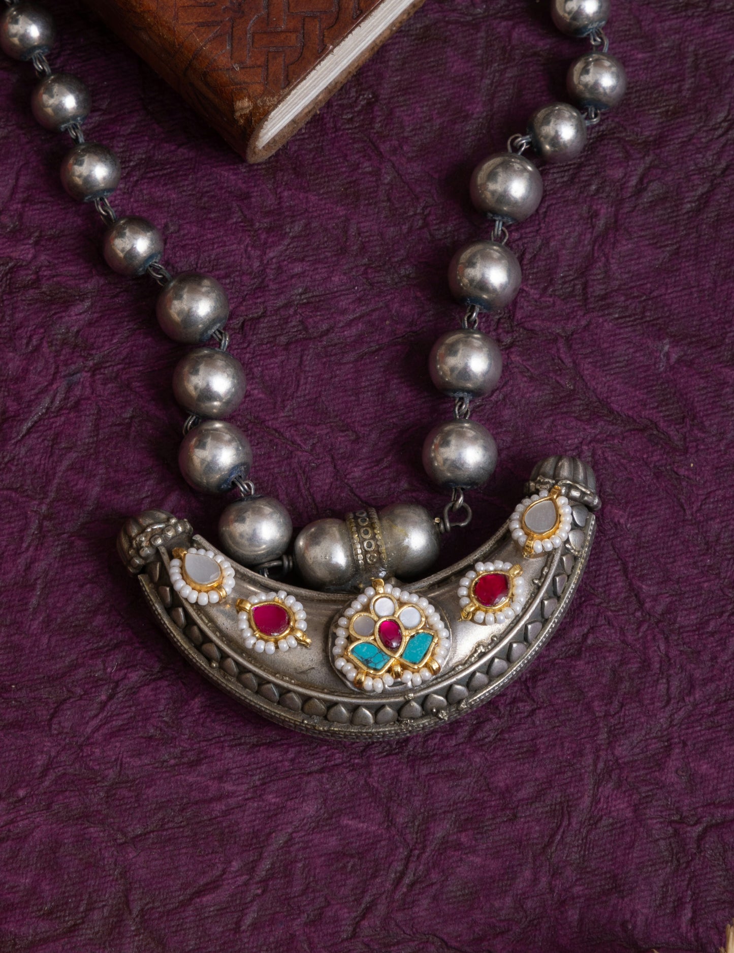Roopa antique pachi kundan ball necklace