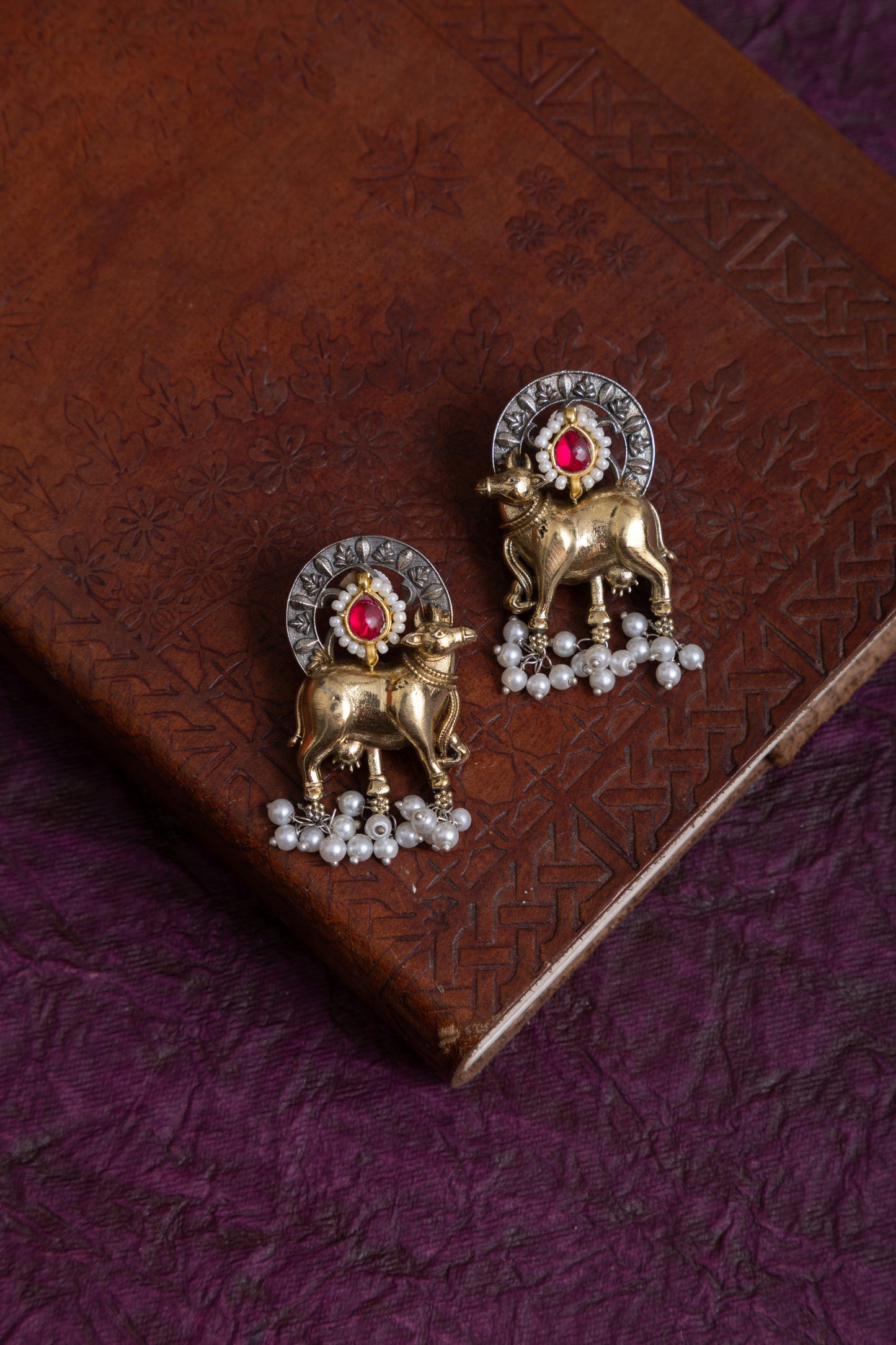 Anju two tone nandi pachi kundan necklace