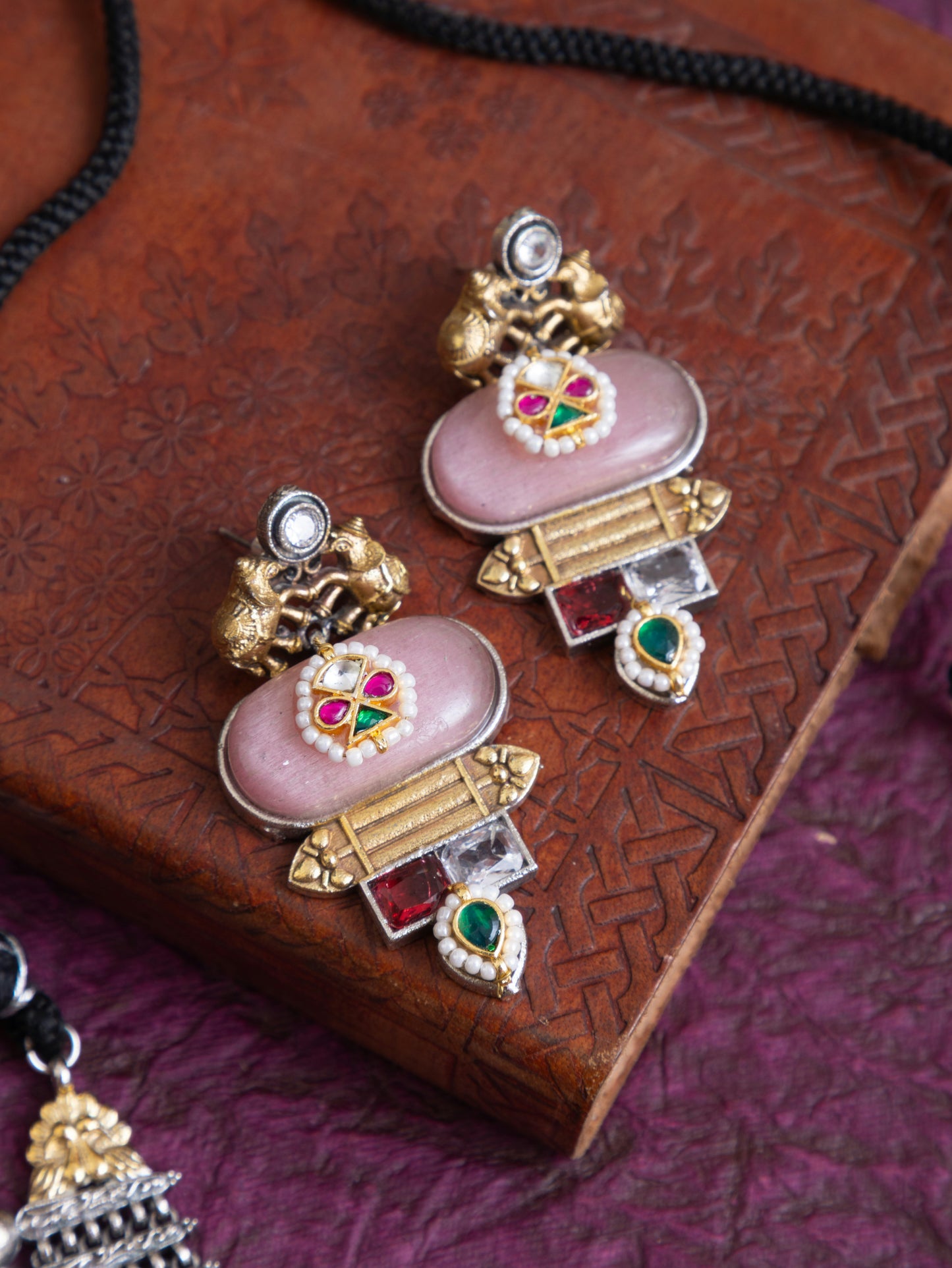 Yashodhara kundan hasli choker